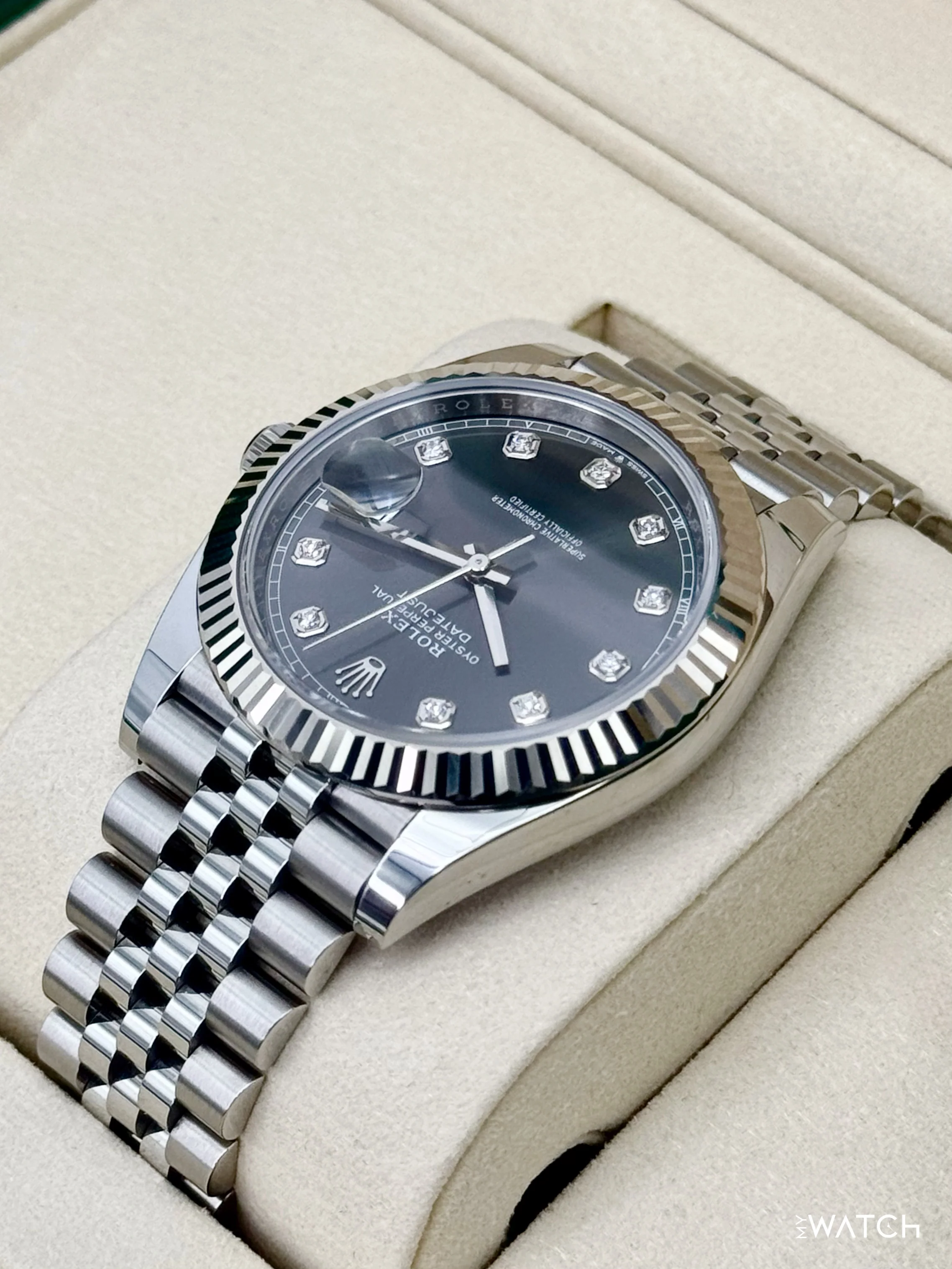 2025 Rolex Datejust 41mm 126334 Stainless Steel Jubilee Rhodium Diamond Dial - Image 7
