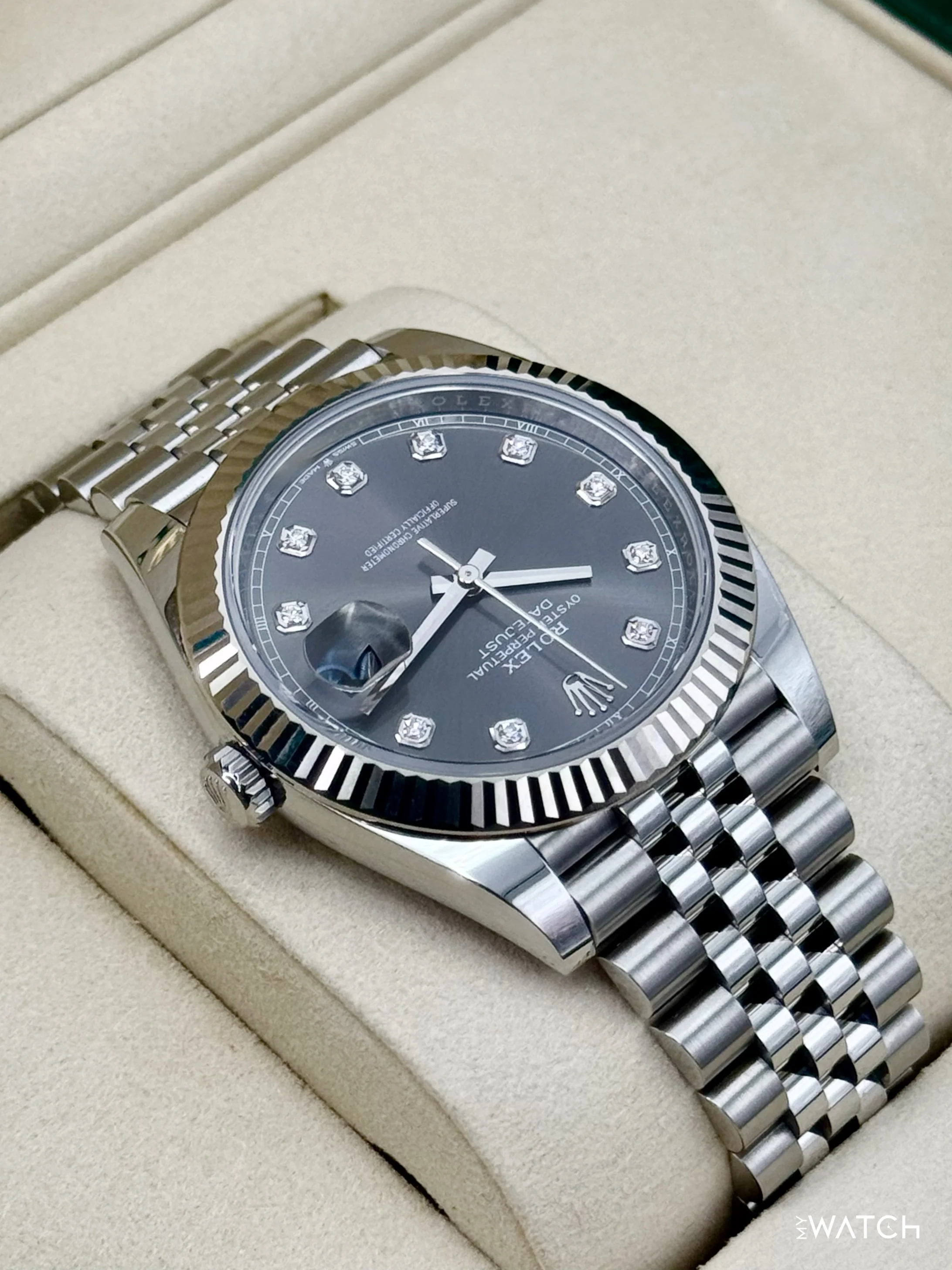 2025 Rolex Datejust 41mm 126334 Stainless Steel Jubilee Rhodium Diamond Dial - Image 8