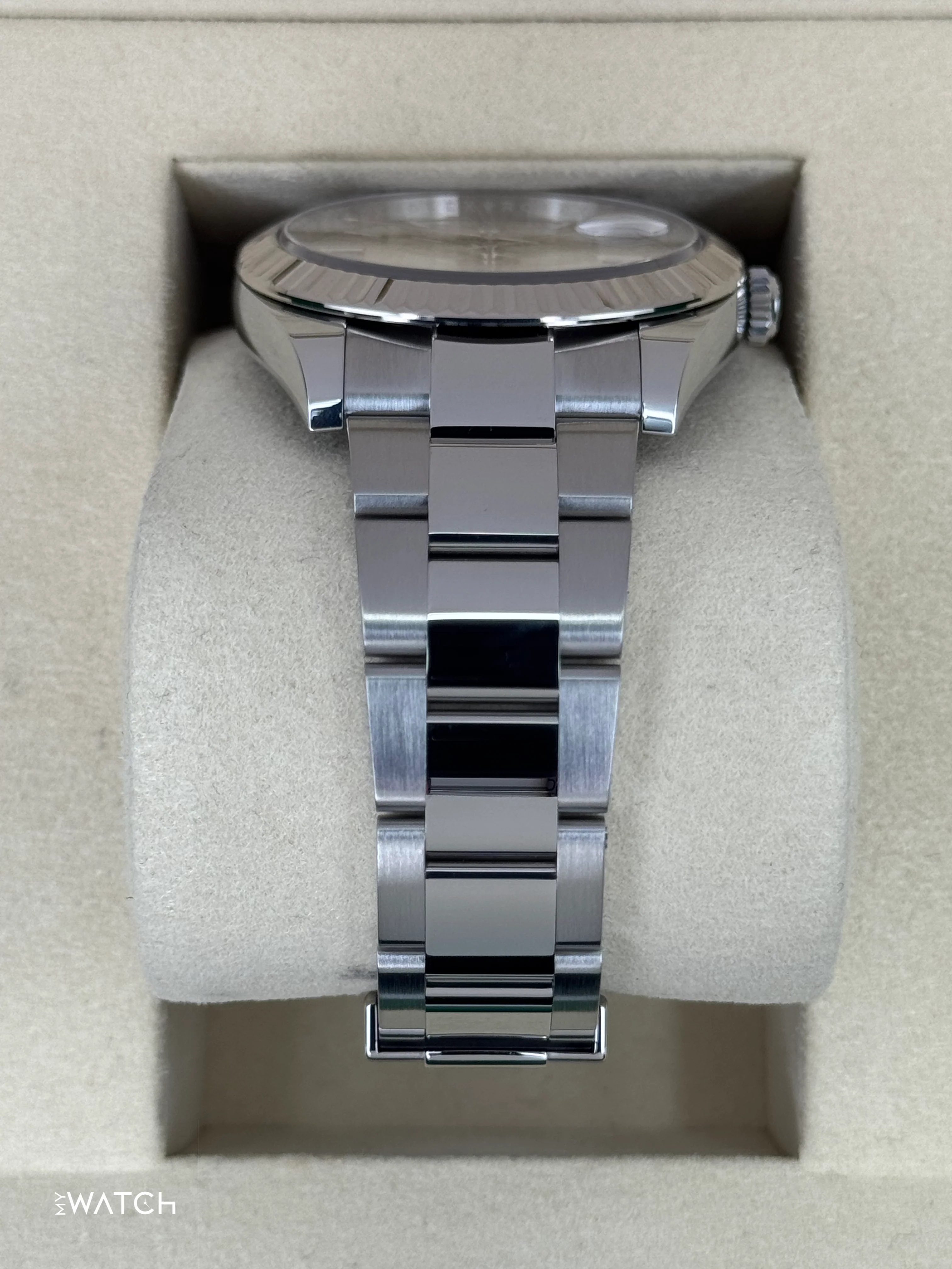 2025 Rolex Datejust 41mm 126334 Stainless Steel Oyster Silver Dial - Image 3
