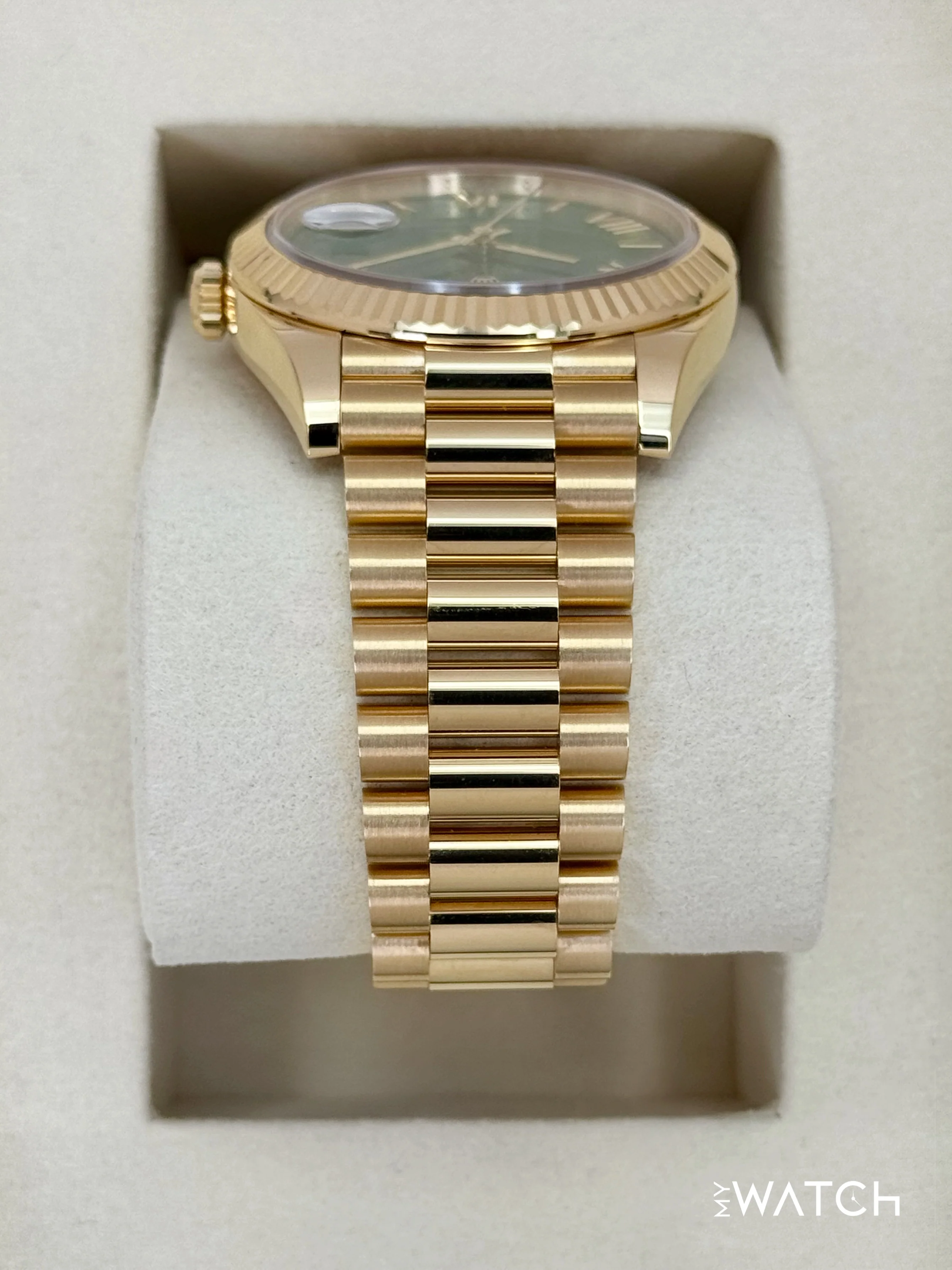 2025 Rolex Day-Date 40mm 228238 Presidential Yellow Gold Green Dial - Image 4