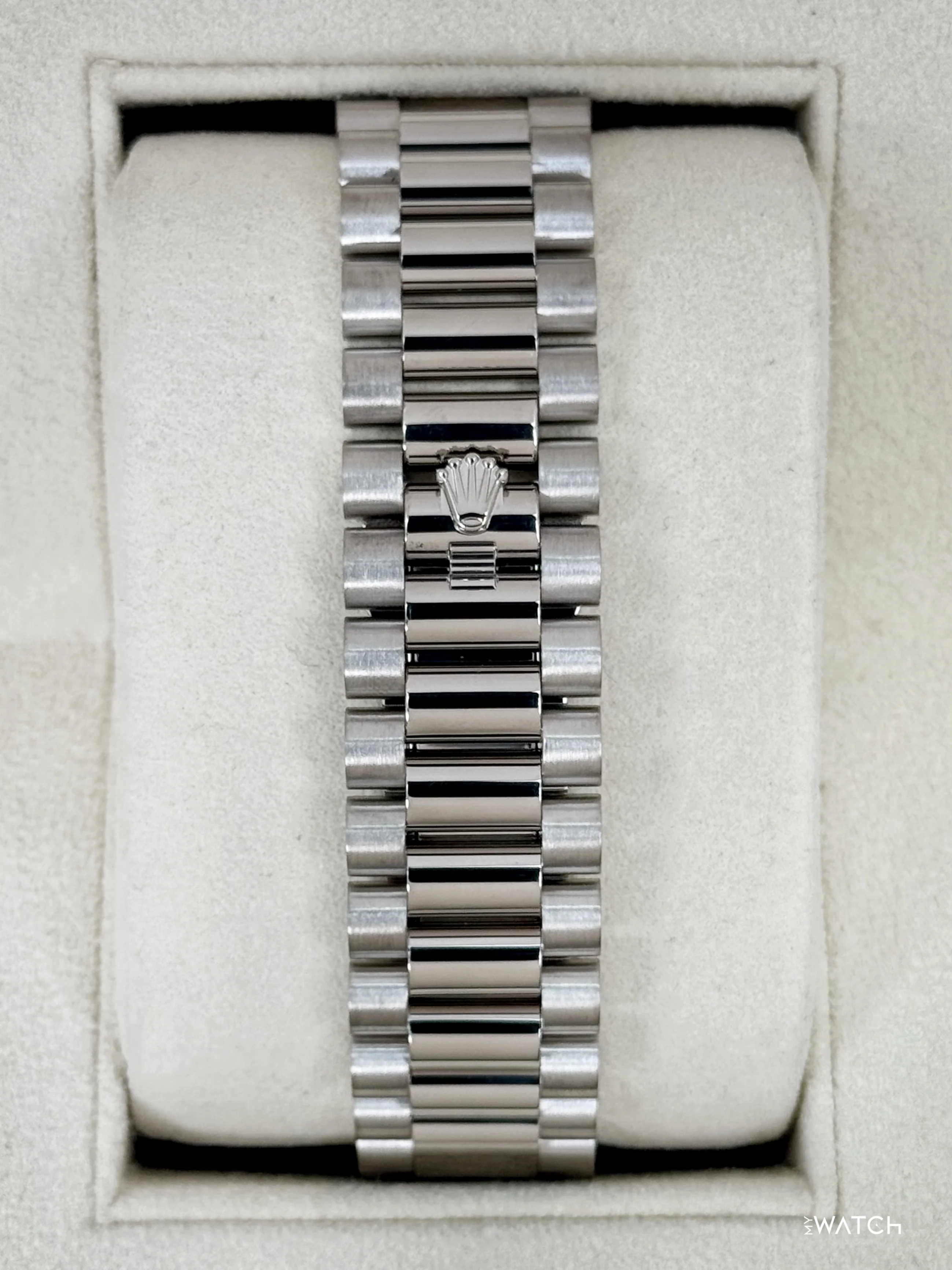 2025 Rolex Day-Date 40mm 228239 Presidential 18kt White Gold Black Dial - Image 2