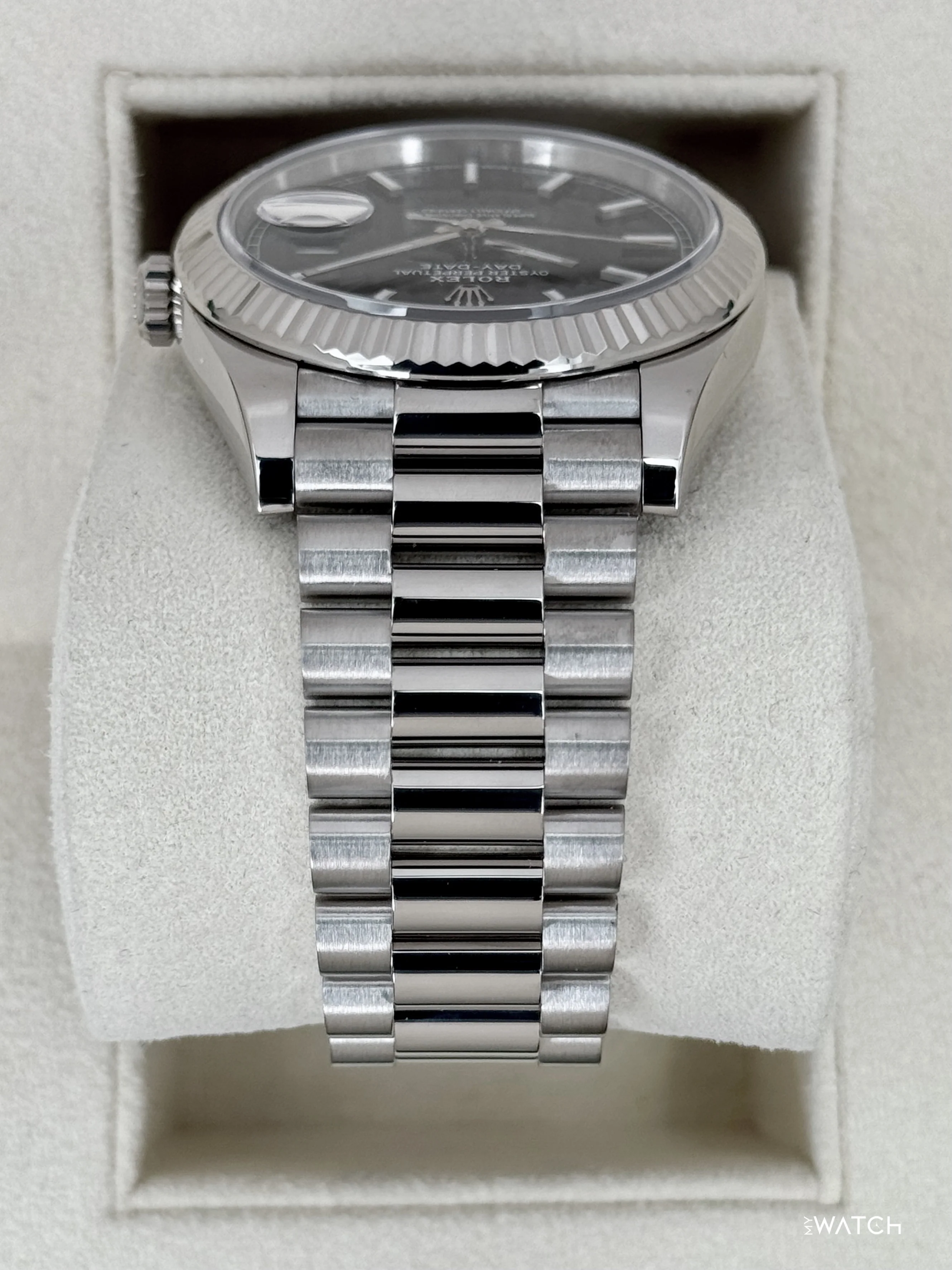 2025 Rolex Day-Date 40mm 228239 Presidential 18kt White Gold Black Dial - Image 4