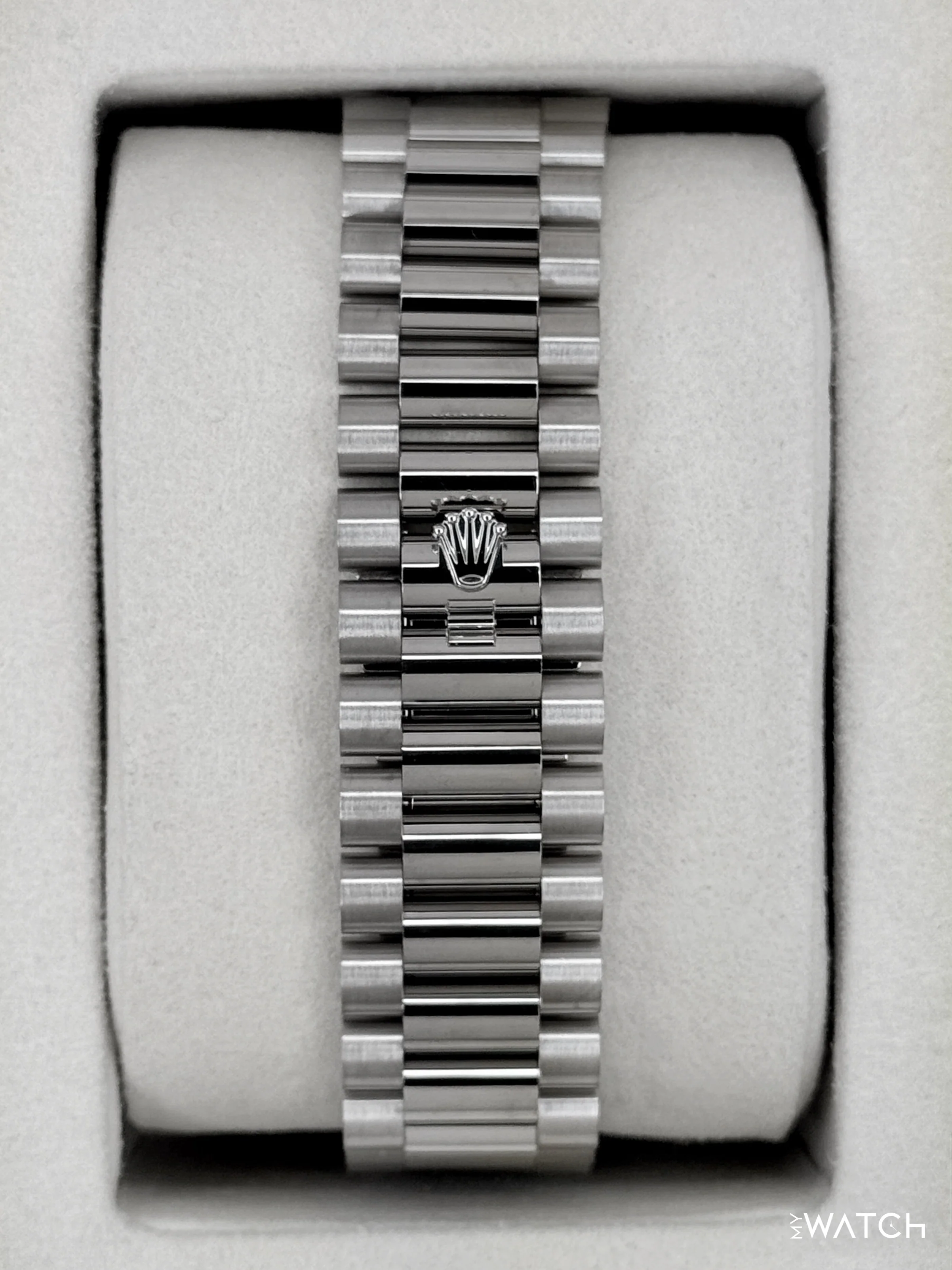 2025 Rolex Day-Date 40mm 228239 Presidential Blue Ombre Dial - Image 2