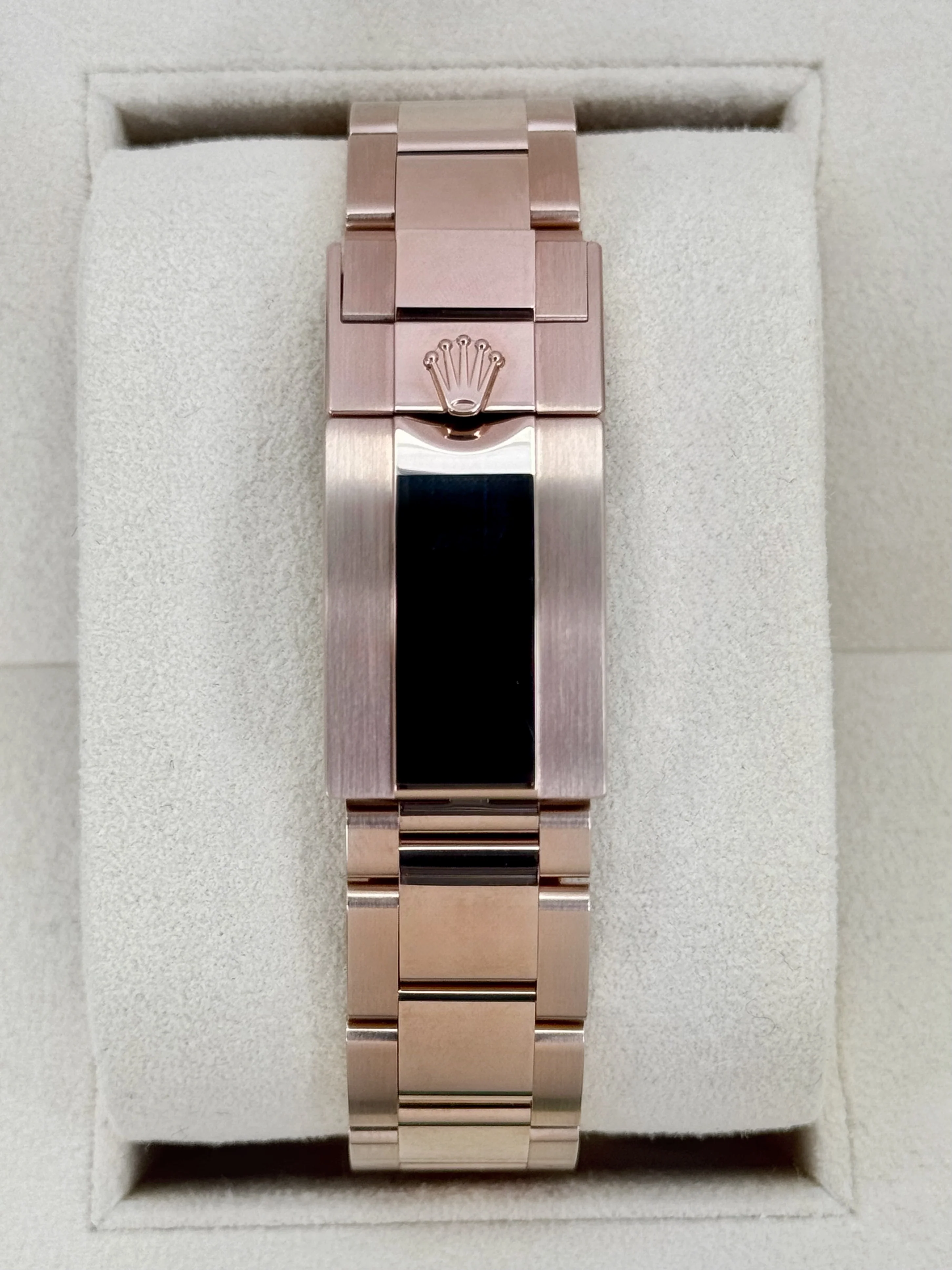 2025 Rolex Daytona 40mm 126505 Rose Gold Black Dial - Image 2