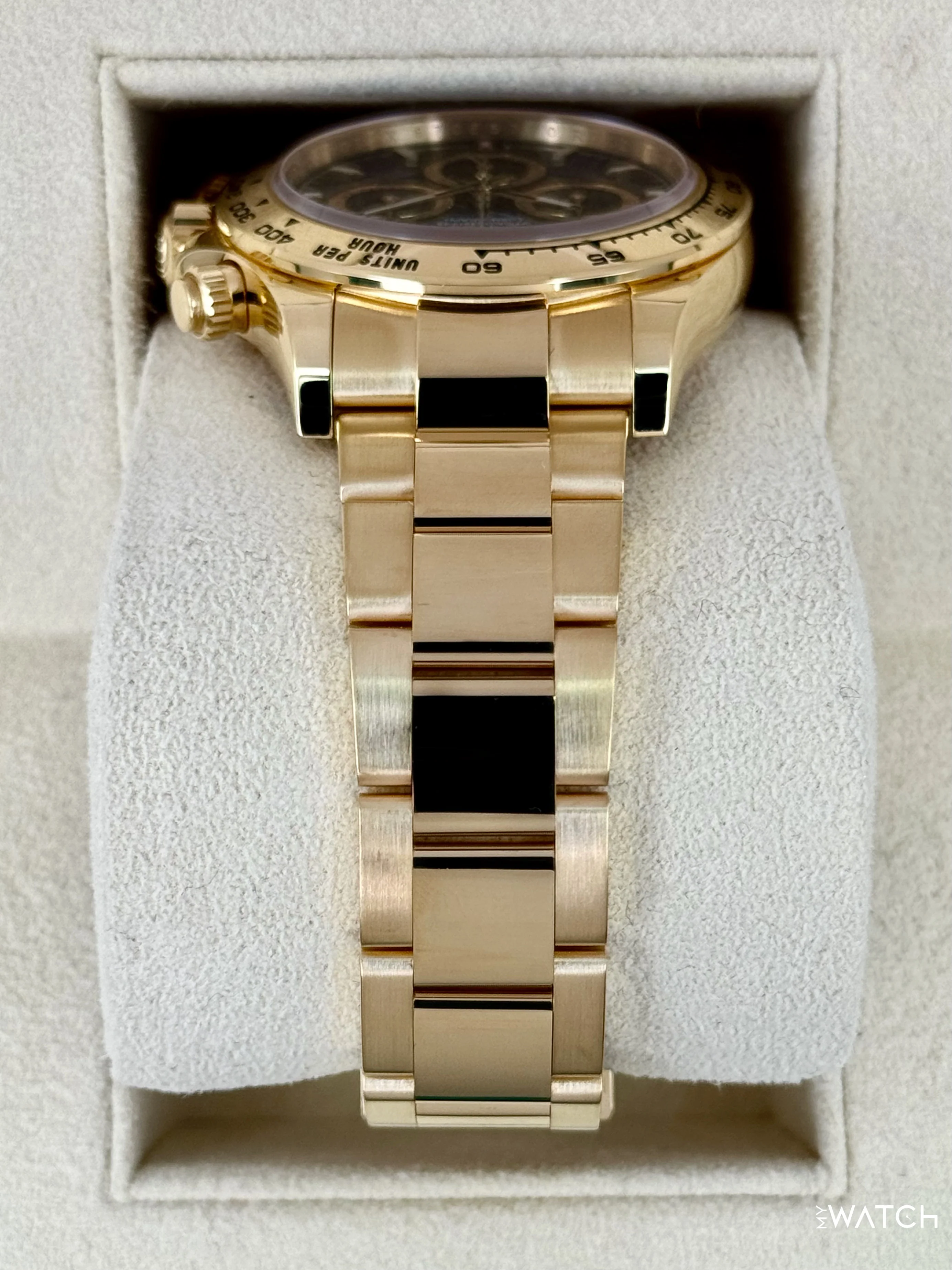 2025 Rolex Daytona 40mm 126508 18K Yellow Gold Black Dial - Image 4