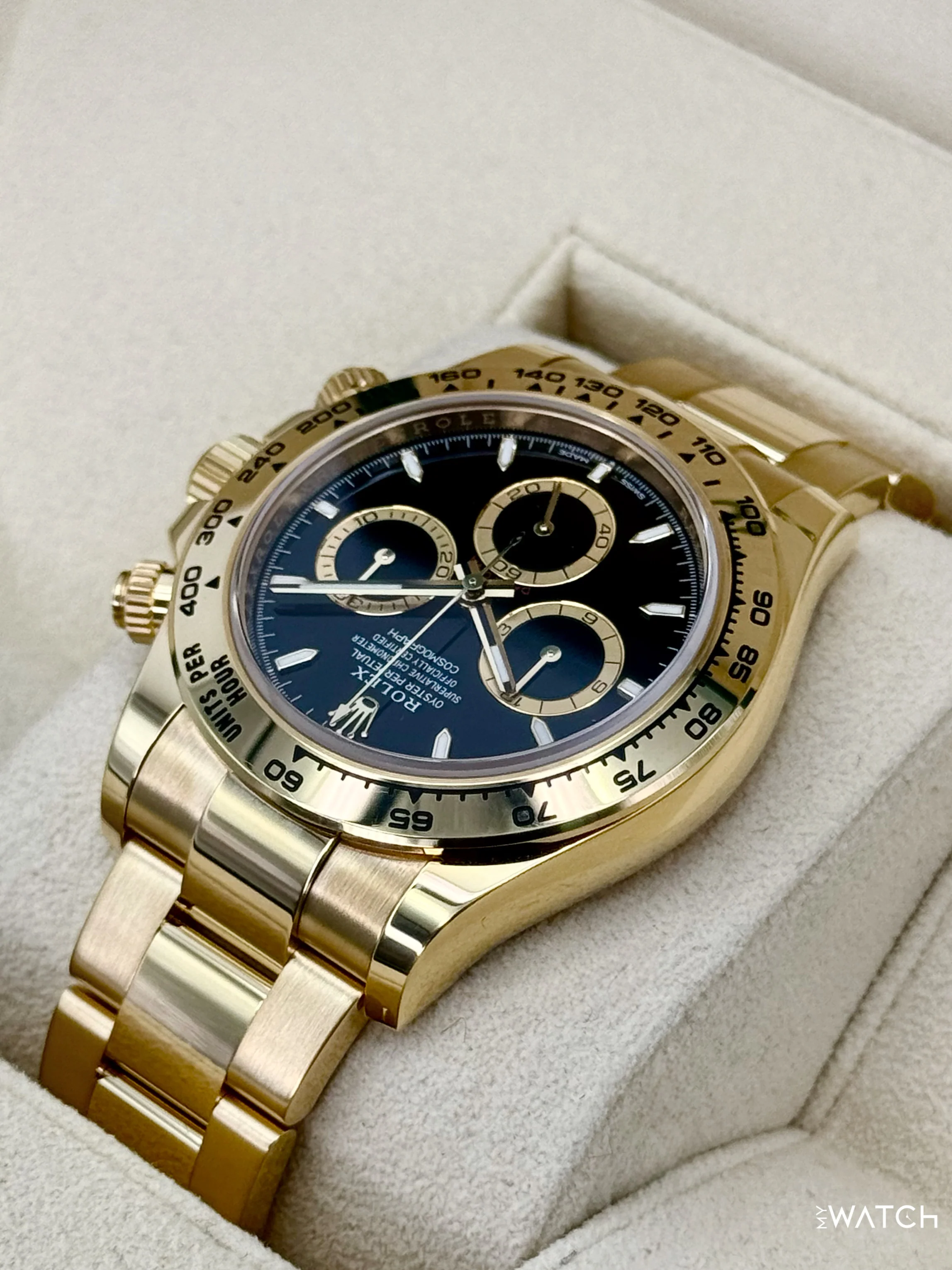 2025 Rolex Daytona 40mm 126508 18K Yellow Gold Black Dial - Image 7