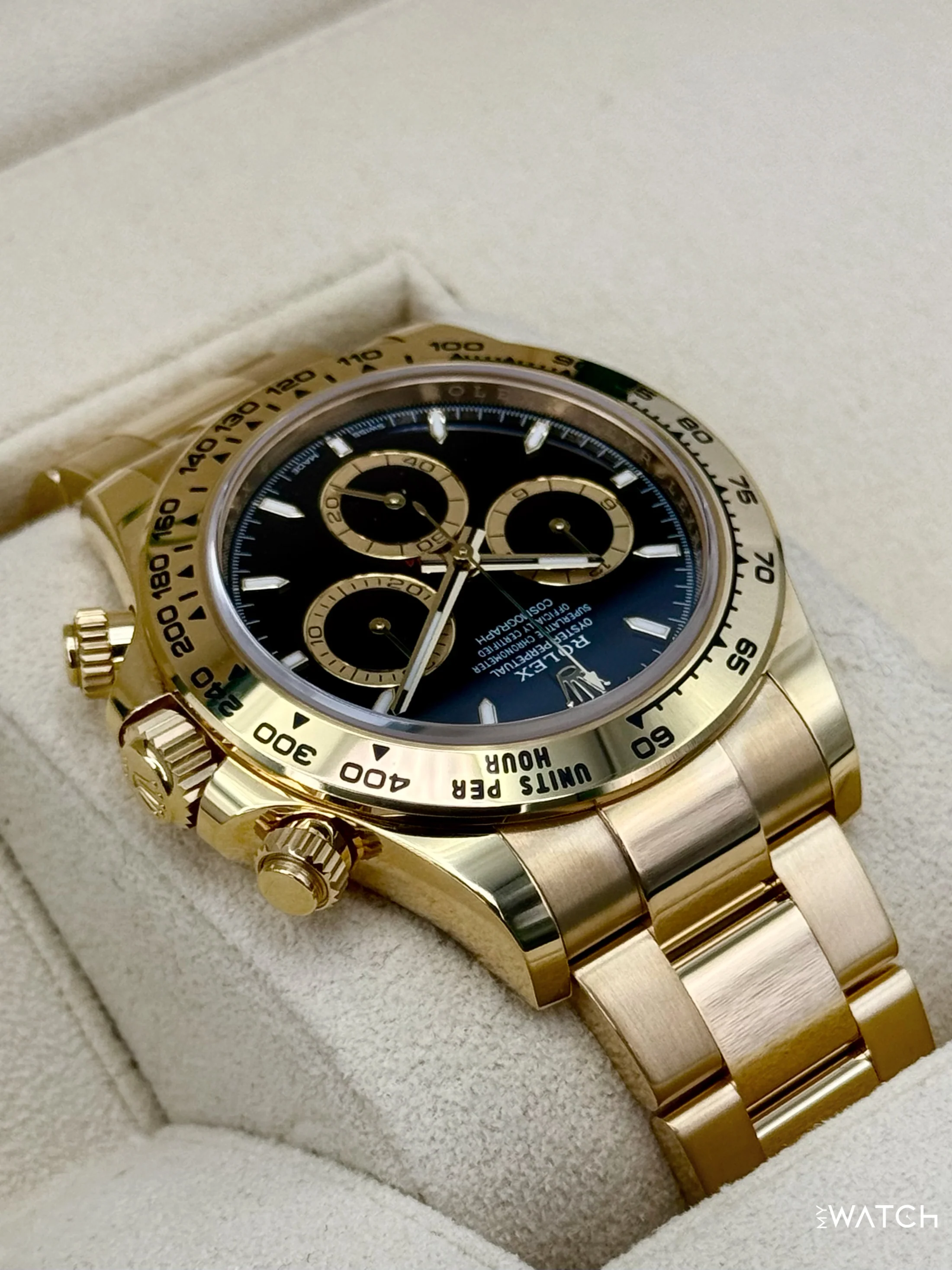 2025 Rolex Daytona 40mm 126508 18K Yellow Gold Black Dial - Image 8