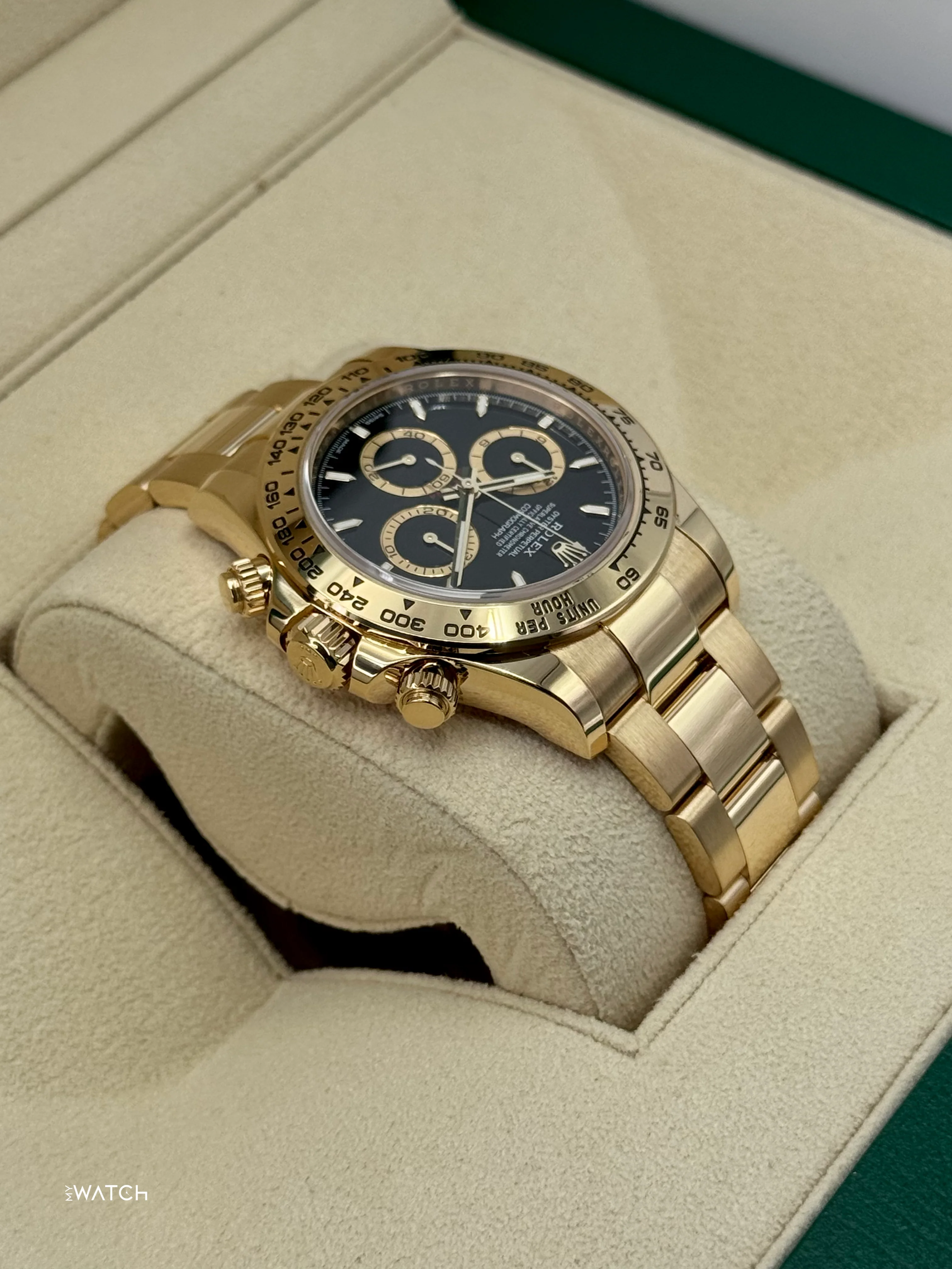2025 Rolex Daytona 40mm 126508 18kt Yellow Gold Black Dial - Image 8
