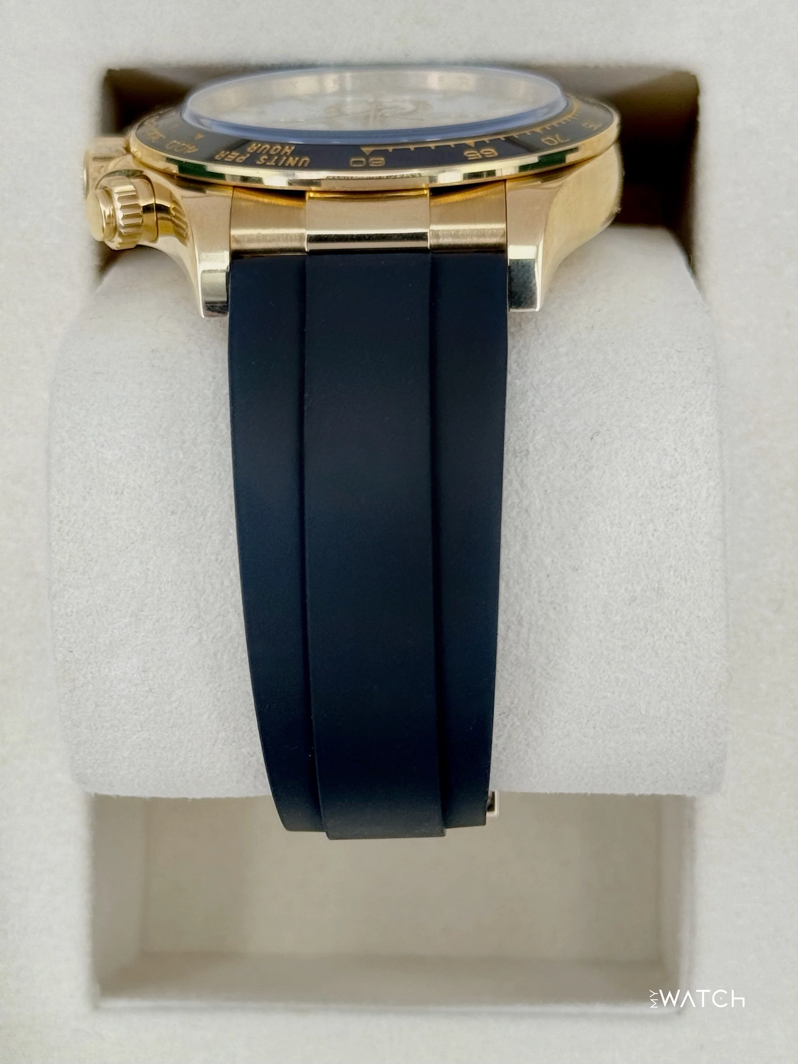 2025 Rolex Daytona 40mm 126518LN Yellow Gold White Dial - Image 4