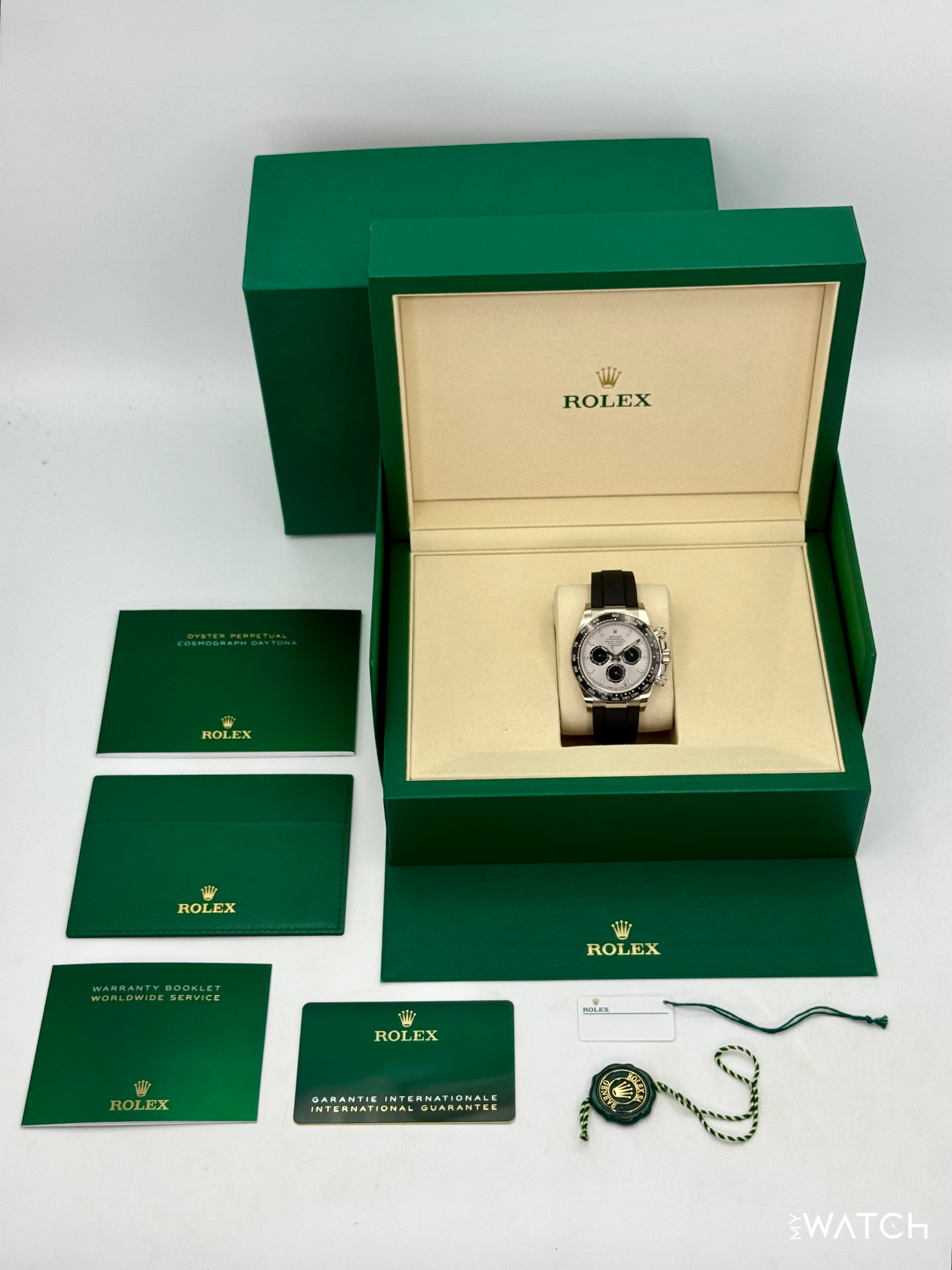 2025 Rolex Daytona 40mm 126519LN White Gold Oysterflex Silver Ghost Dial - Image 10