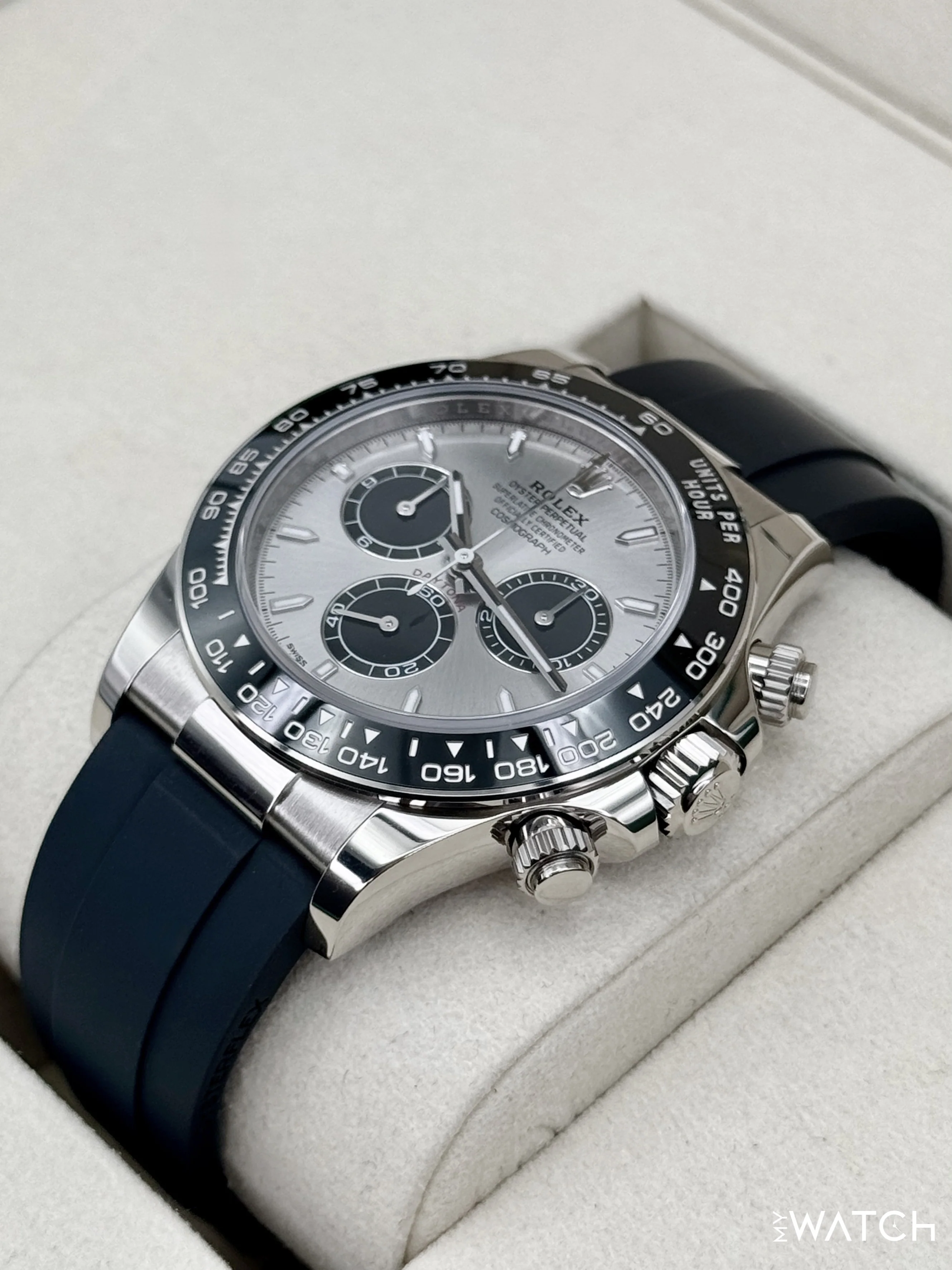 2025 Rolex Daytona 40mm 126519LN White Gold Oysterflex Silver Ghost Dial - Image 5
