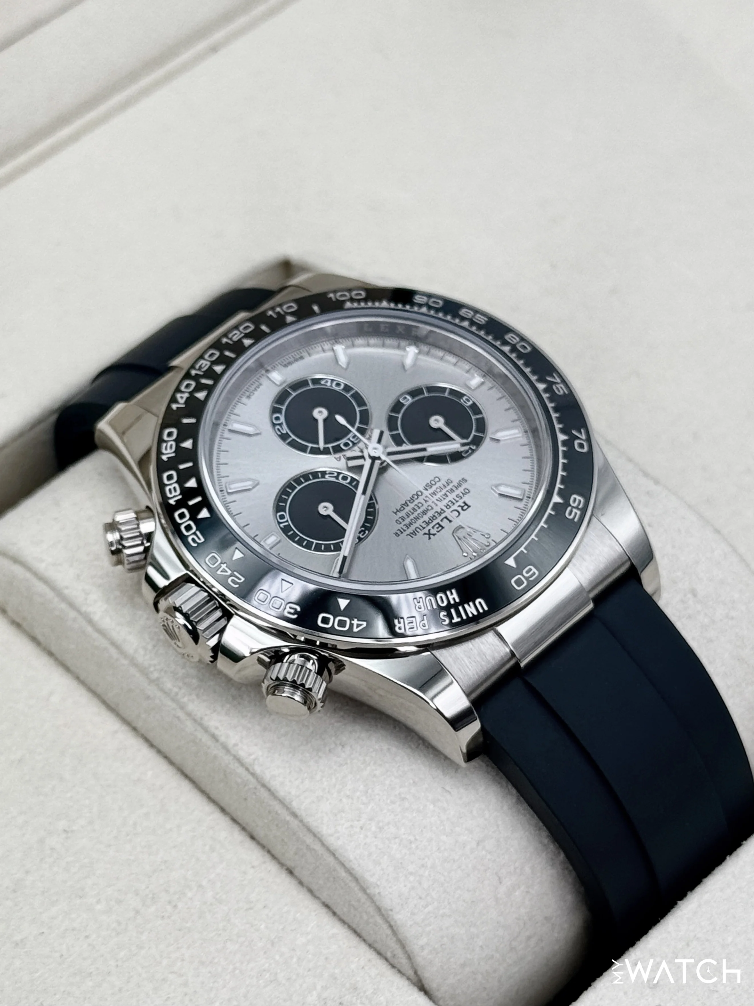 2025 Rolex Daytona 40mm 126519LN White Gold Oysterflex Silver Ghost Dial - Image 8