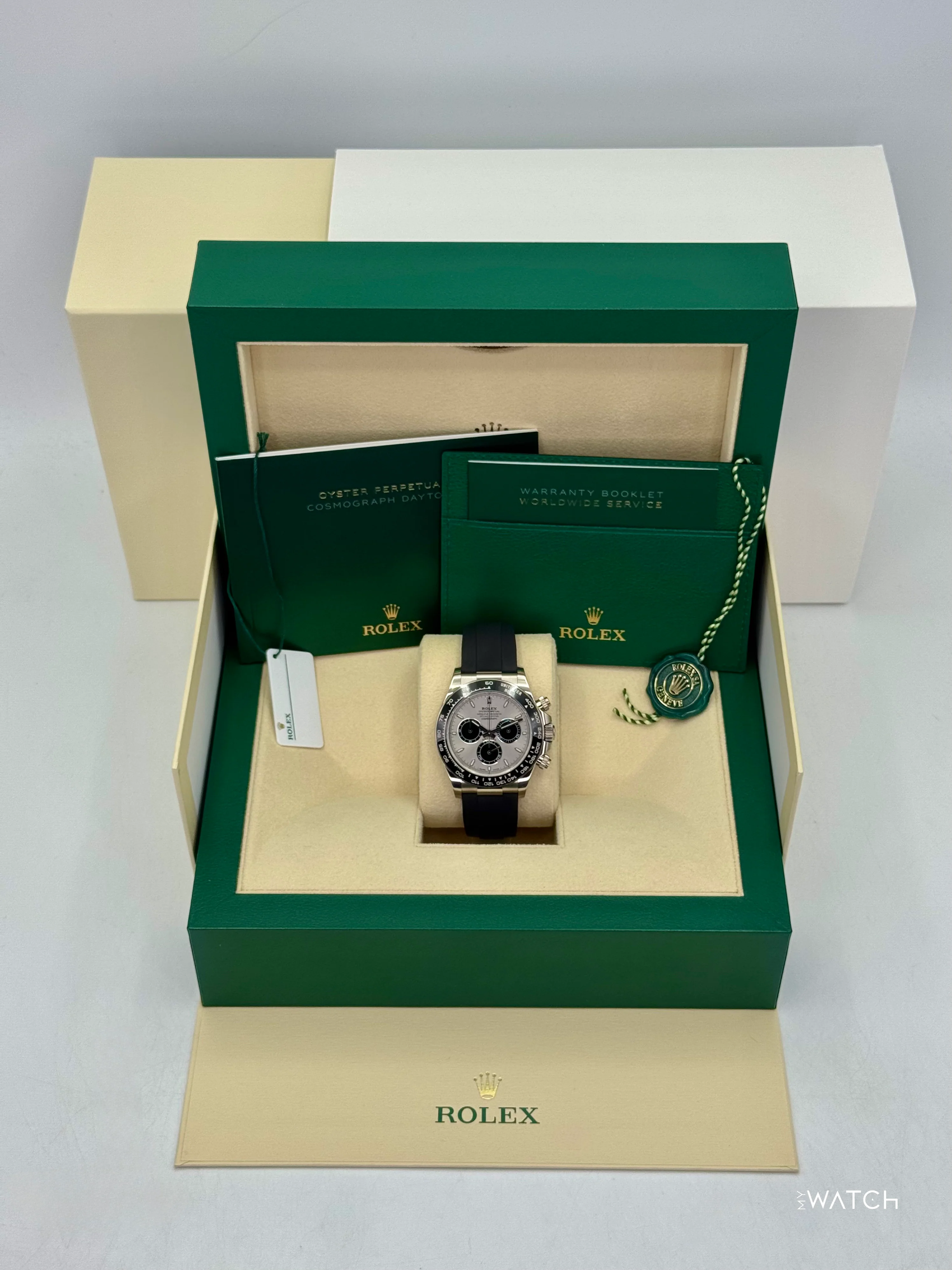 2025 Rolex Daytona 40mm 126519LN White Gold Oysterflex Silver Ghost Dial - Image 9
