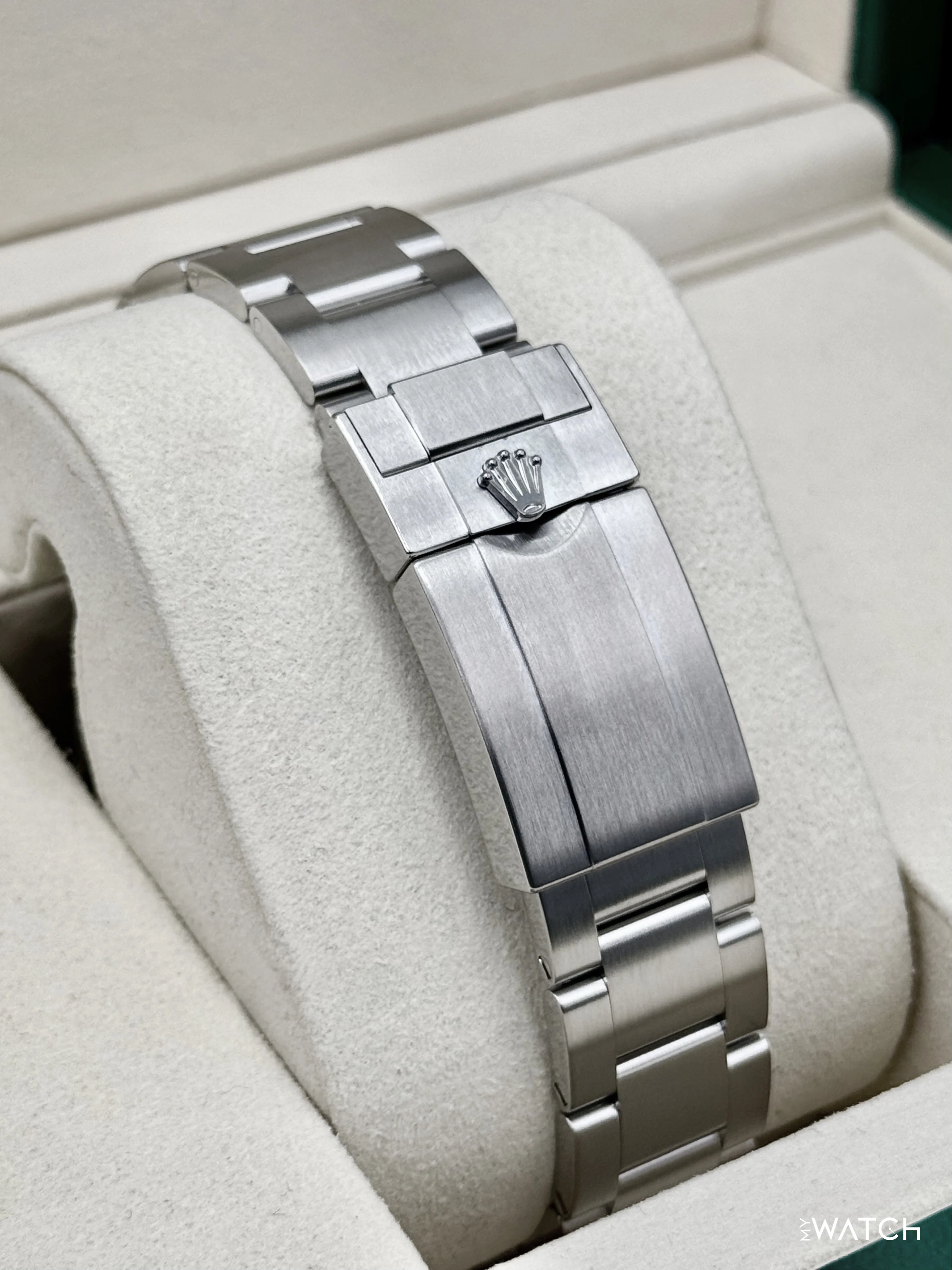 2025 Rolex Explorer II 42mm 226570 Polar White Dial - Image 2