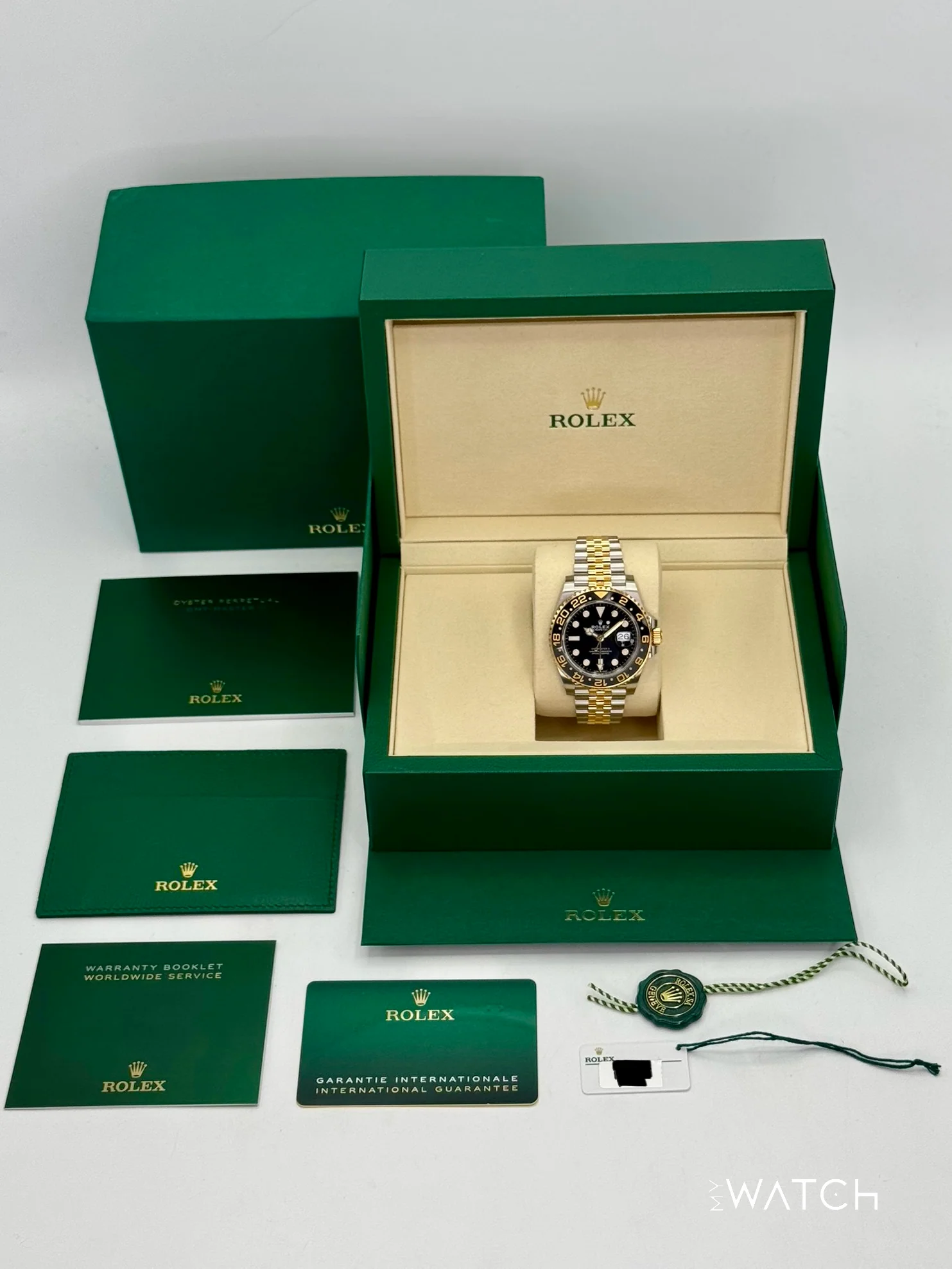 NEW 2025 Rolex GMT-Master II 40mm 126713GRNR Two-Tone Jubilee - Image 10