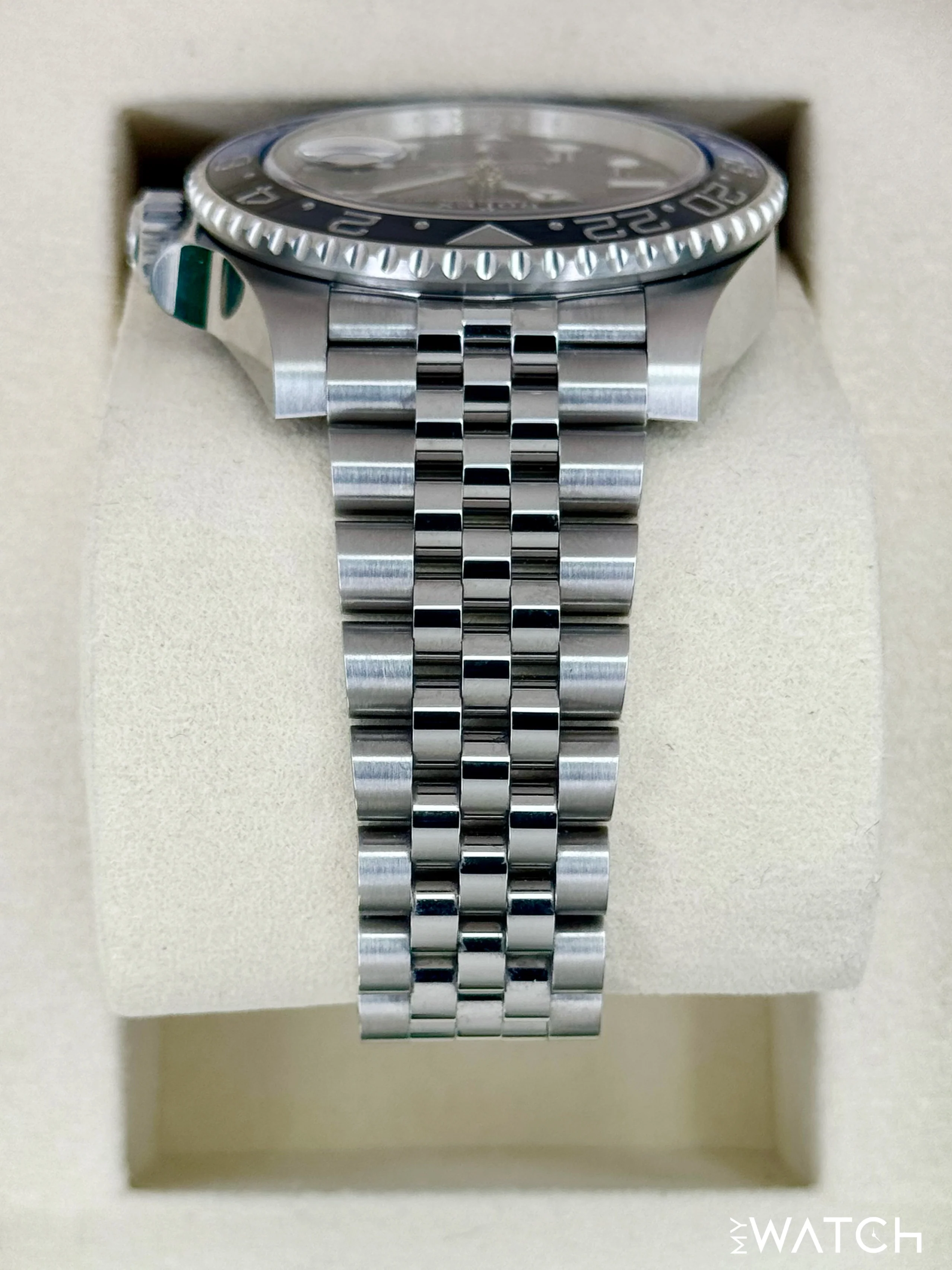 2025 Rolex GMT-Master II "Batgirl" 40mm 126710BLNR Jubilee - Image 4