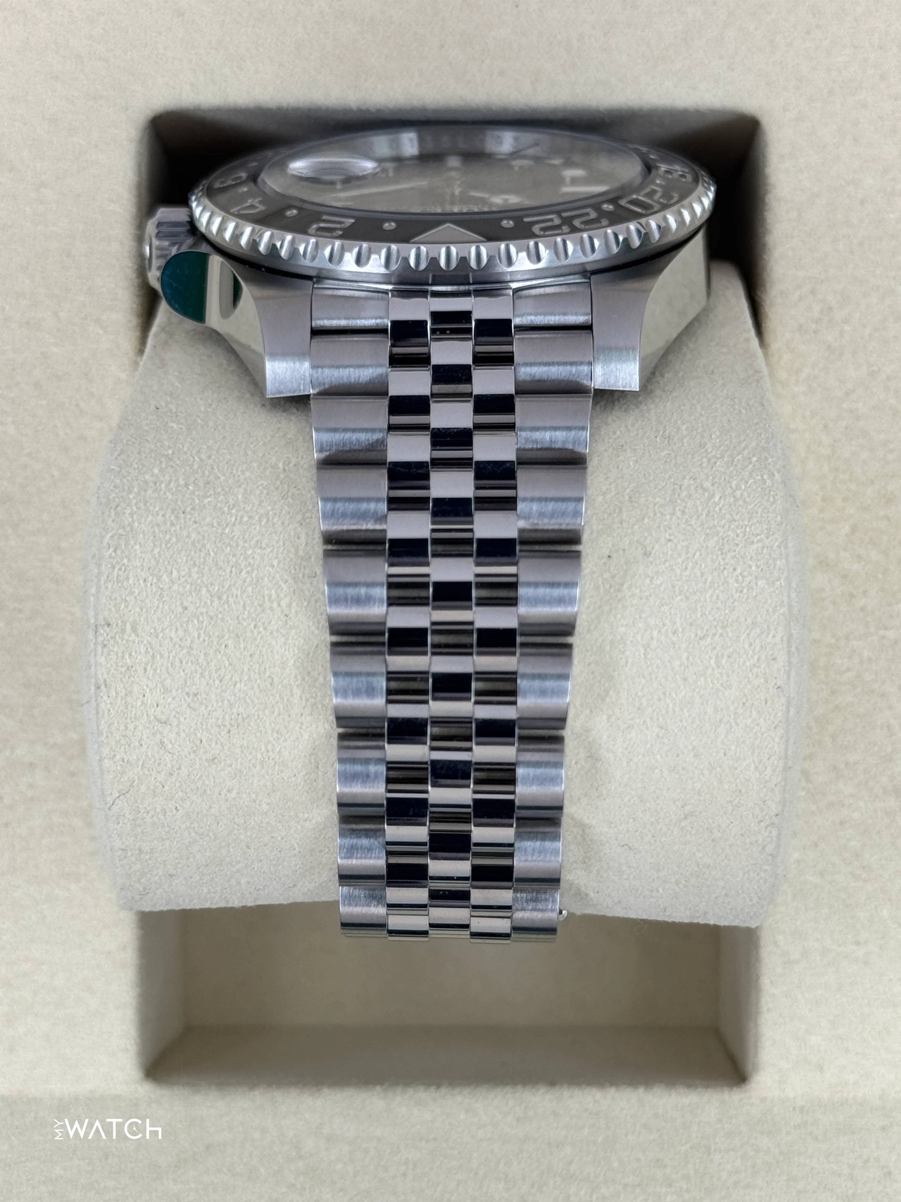 2025 Rolex GMT-Master II "Bruce Wayne" 40mm 126710GRNR Jubilee - Image 4