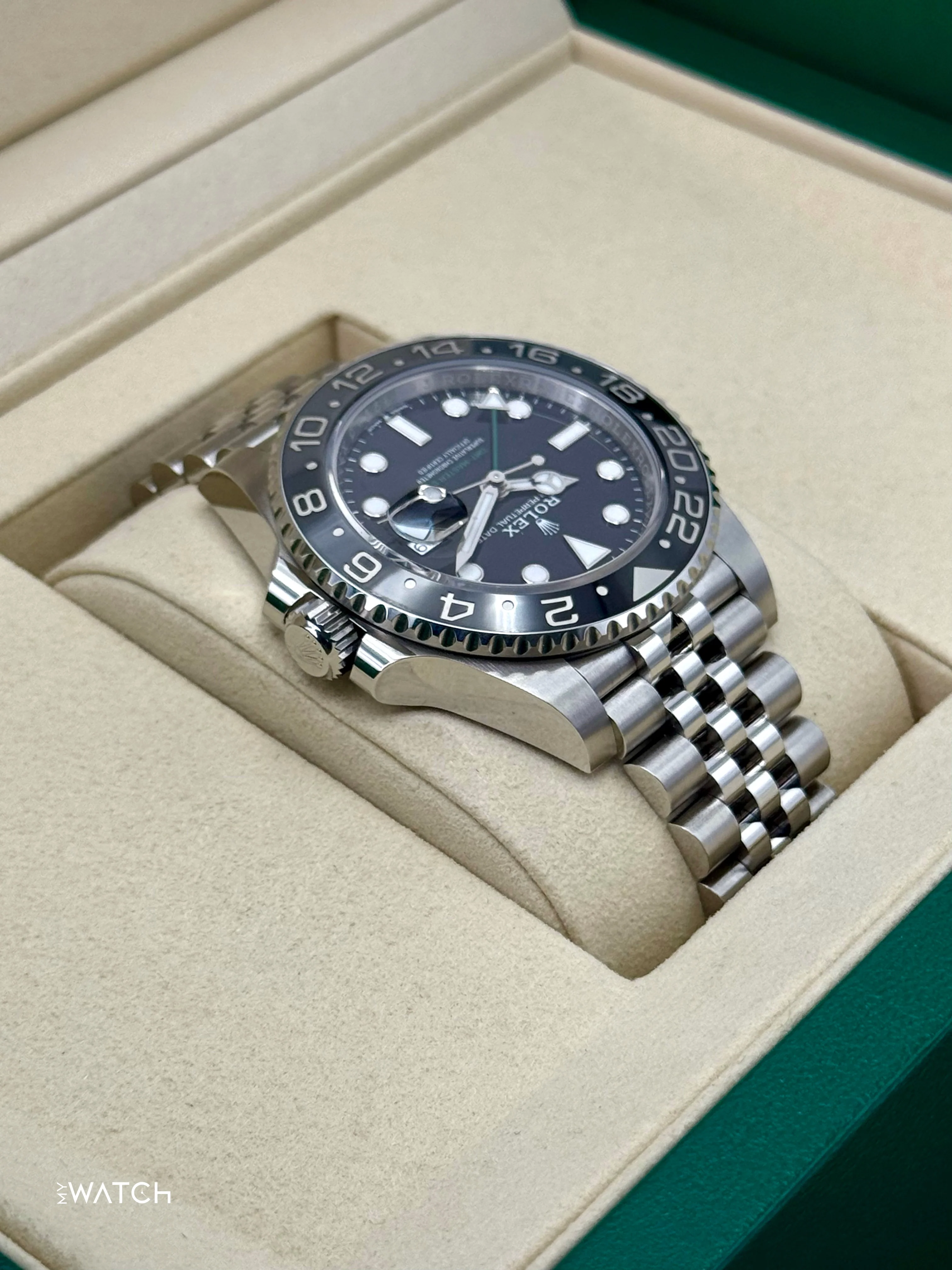 2025 Rolex GMT-Master II "Bruce Wayne" 40mm 126710GRNR Jubilee - Image 8