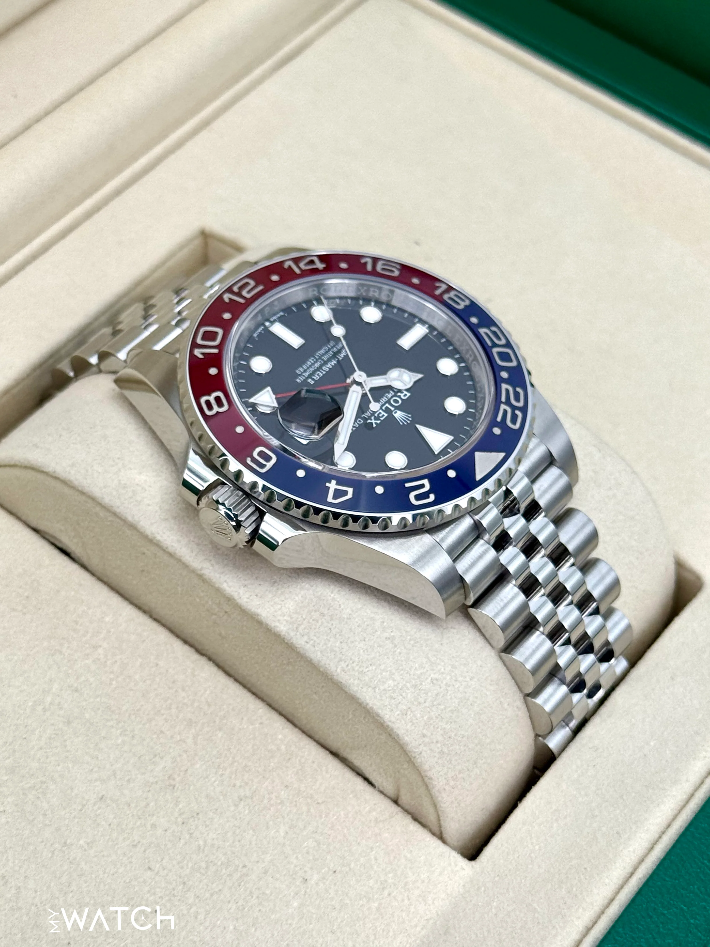 2025 Rolex GMT-Master II "Pepsi" 40mm 126710BLRO Jubilee - Image 8