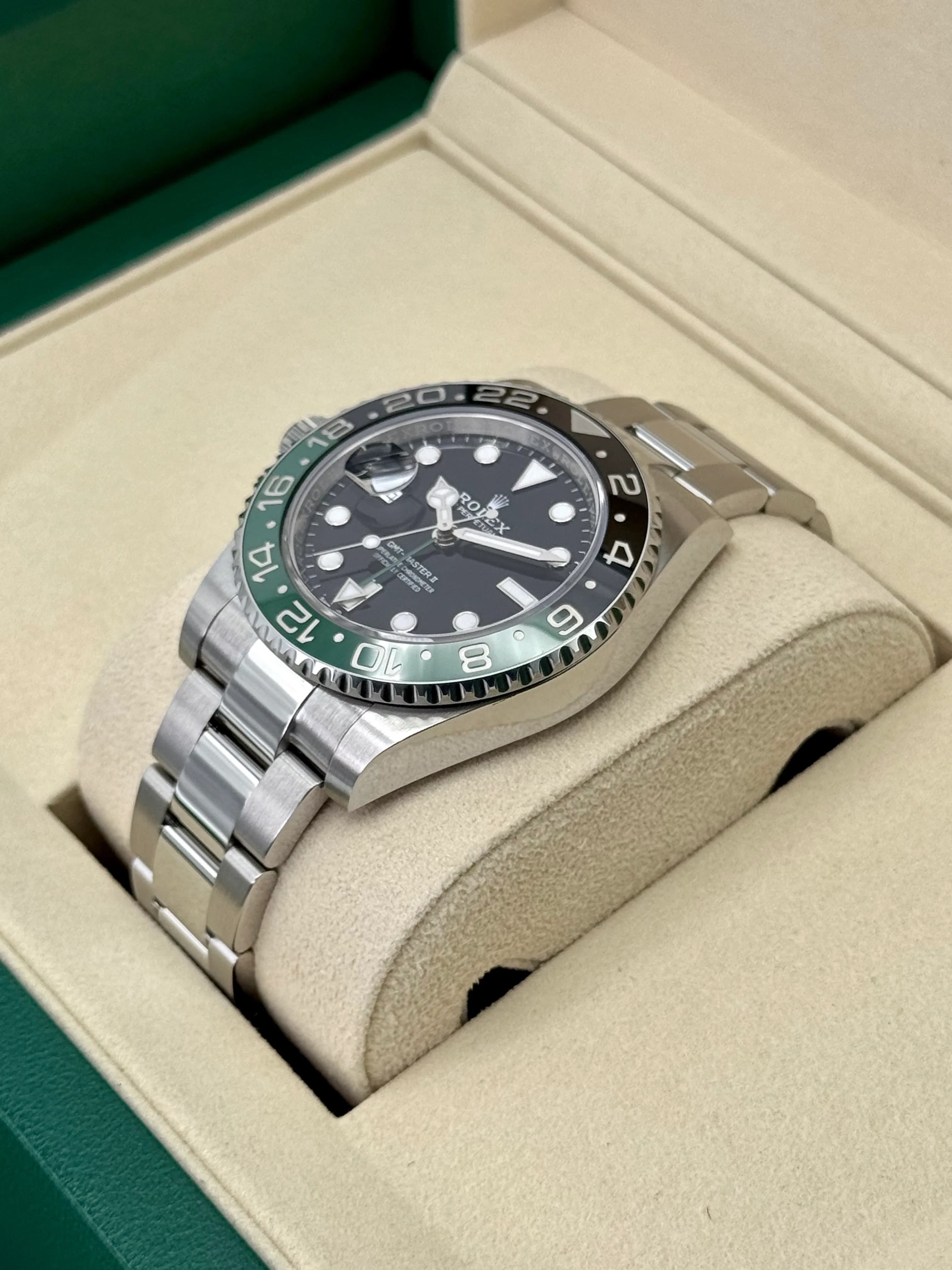 2025 Rolex GMT-Master II “Sprite” 40mm 126720VTNR Oyster - Image 6