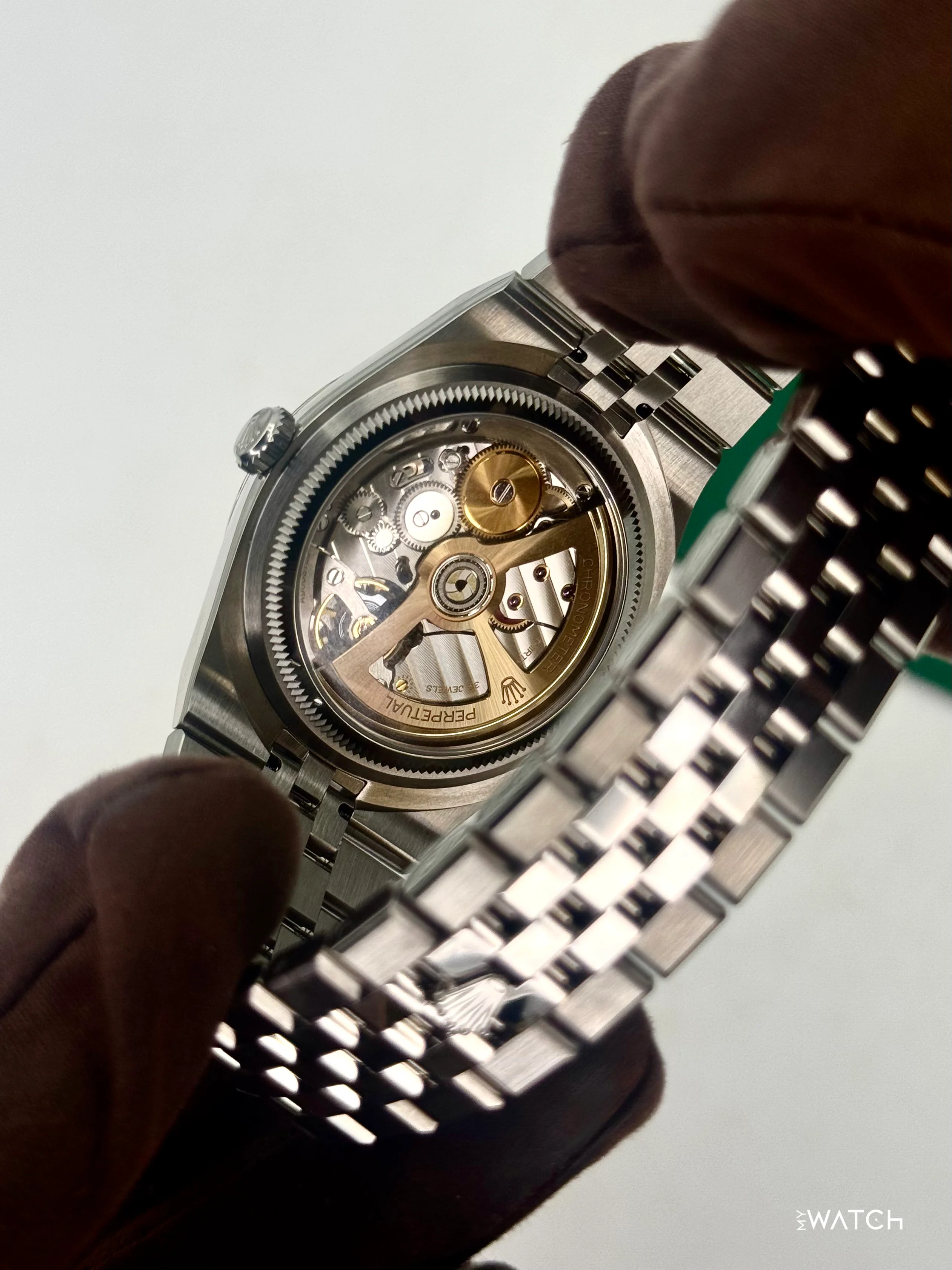 2025 Rolex Land-Dweller 40mm 127334 Stainless Steel Jubilee White Dial - Image 9