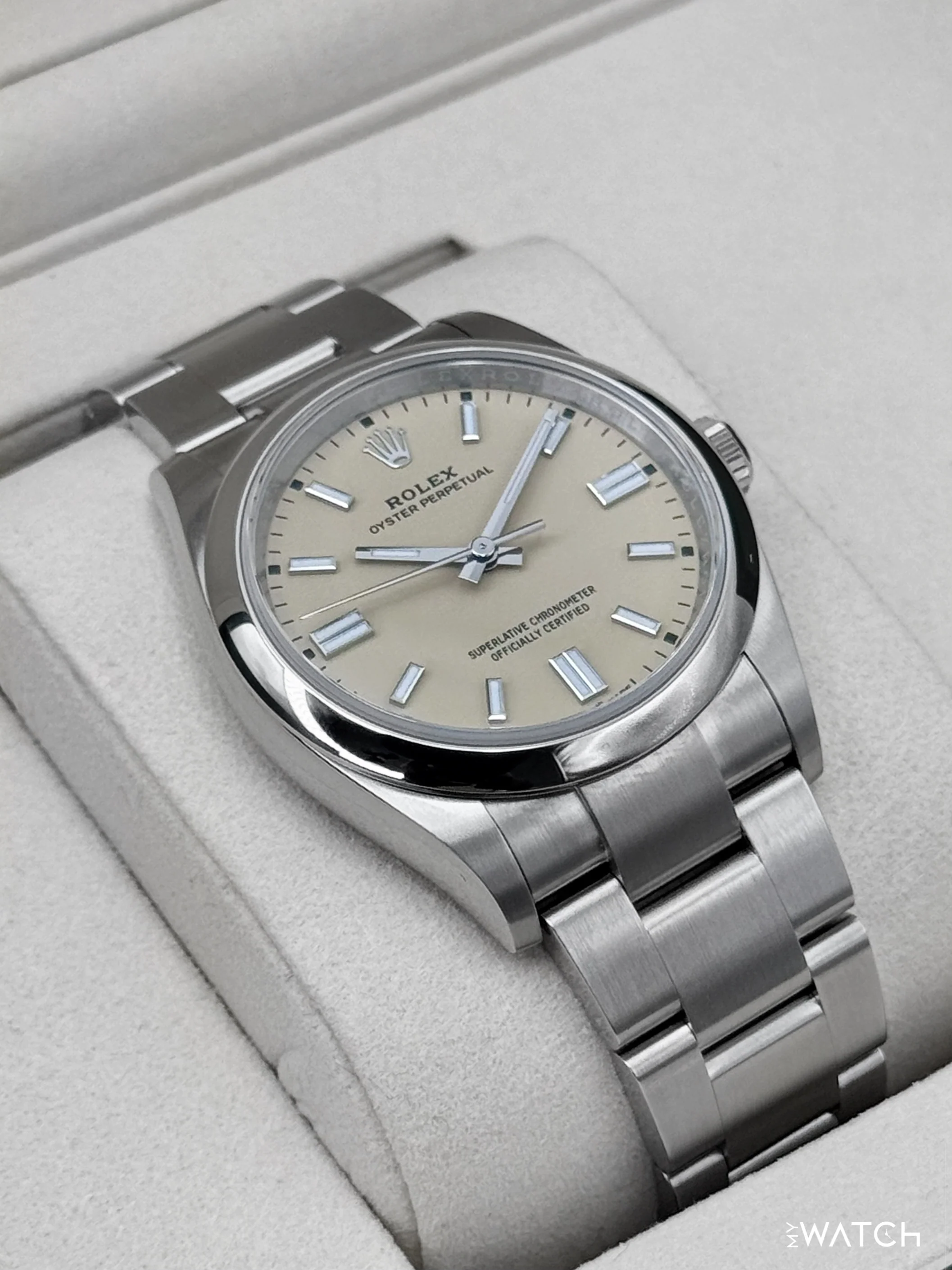 2025 Rolex Oyster Perpetual 36mm 126000 Beige Dial - Image 6