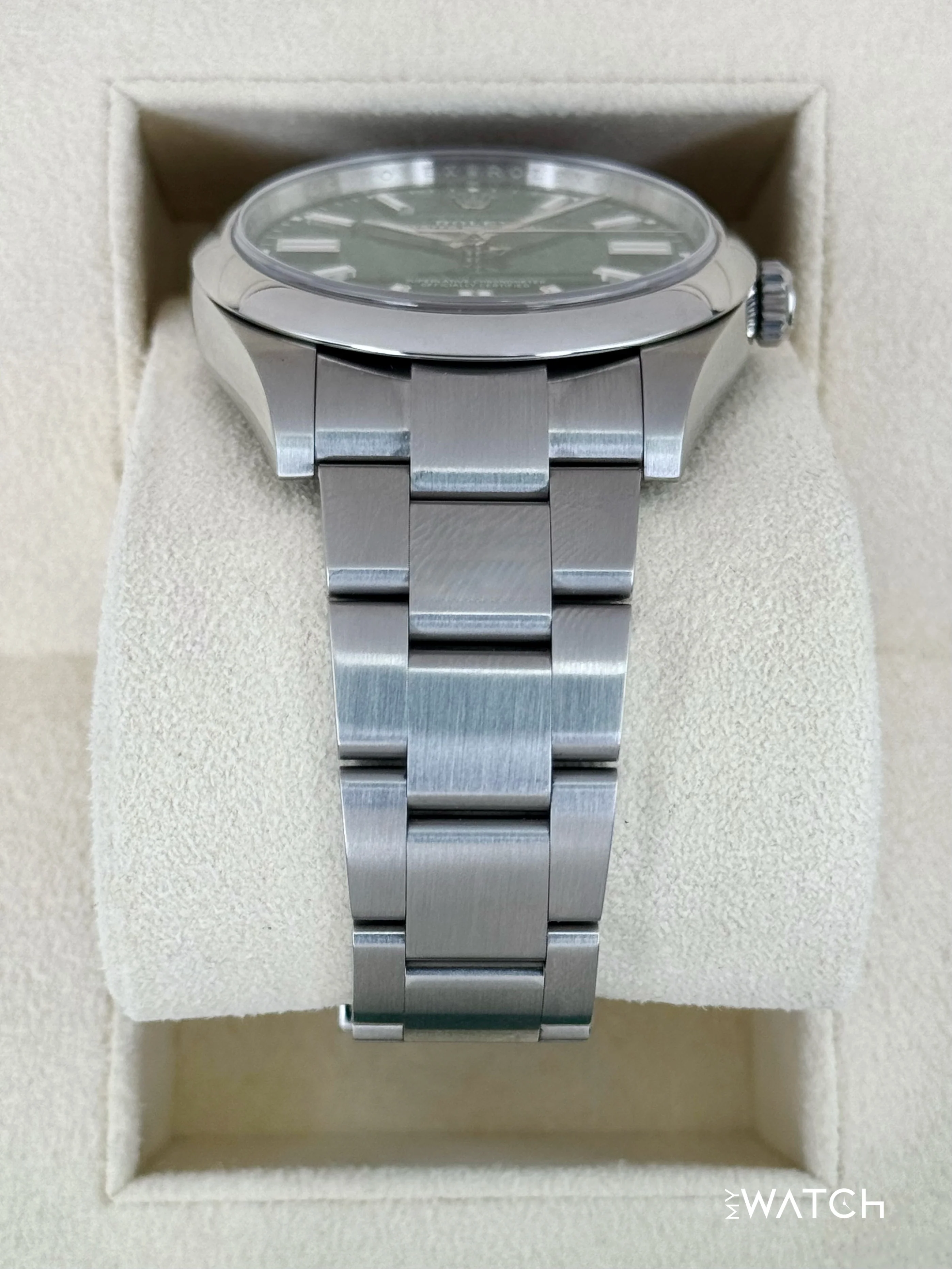 2025 Rolex Oyster Perpetual 41mm 124300 Green Dial - Image 3