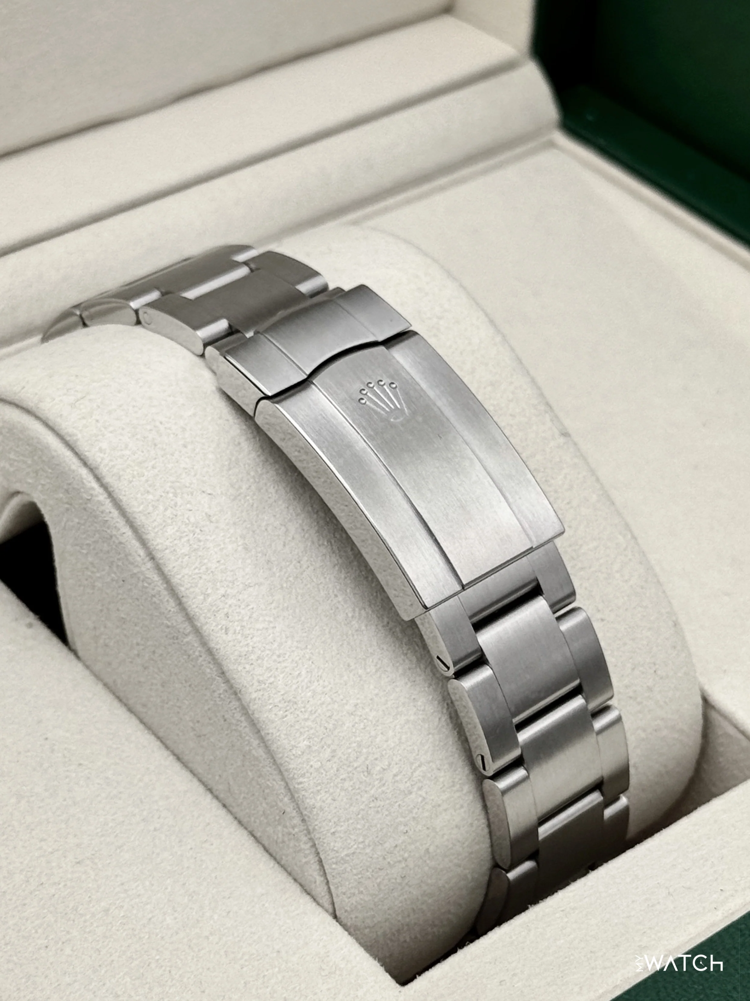 2025 Rolex Oyster Perpetual 41mm 134300 Med Blue Dial - Image 2