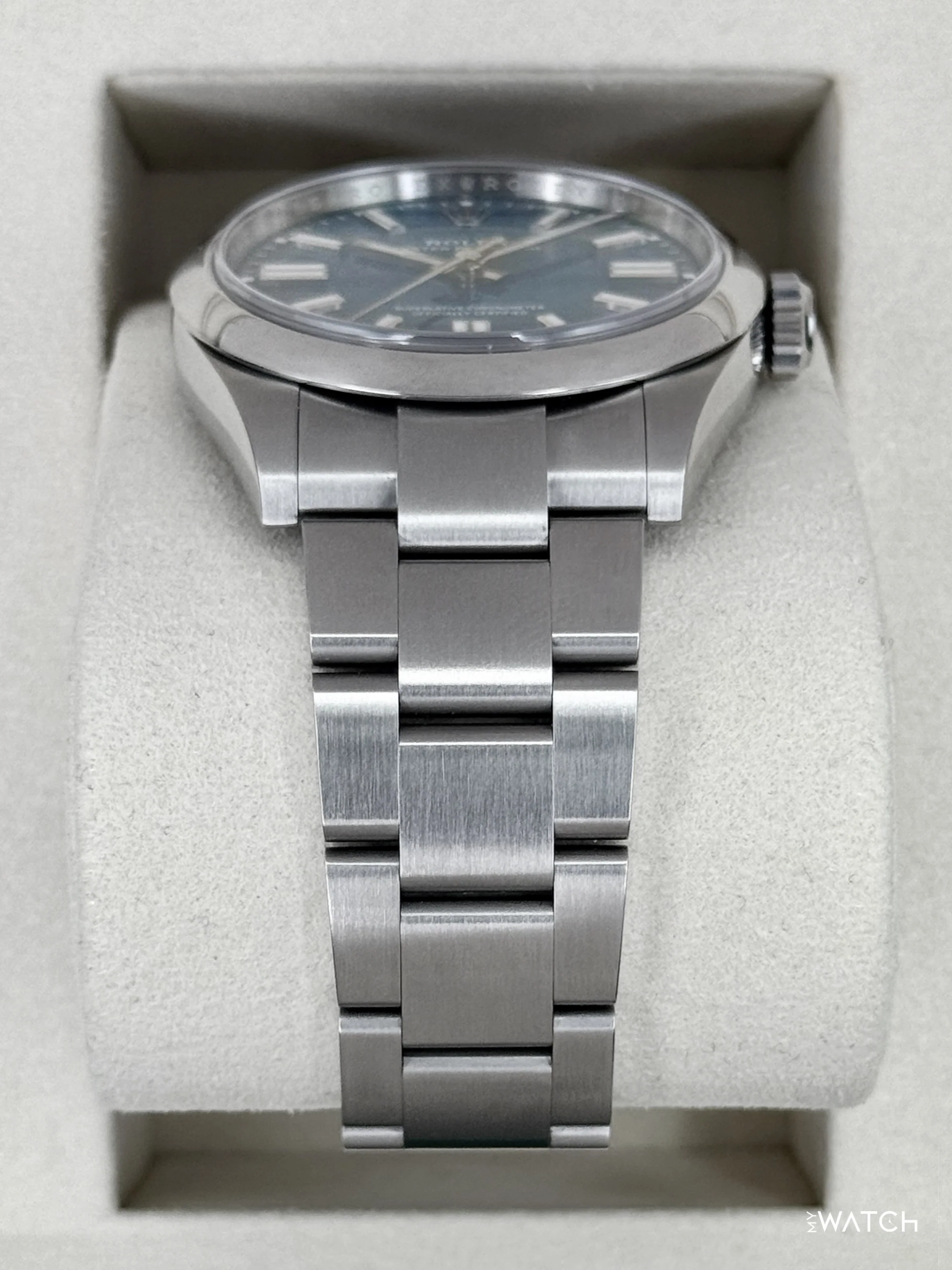 2025 Rolex Oyster Perpetual 41mm 134300 Med Blue Dial - Image 3