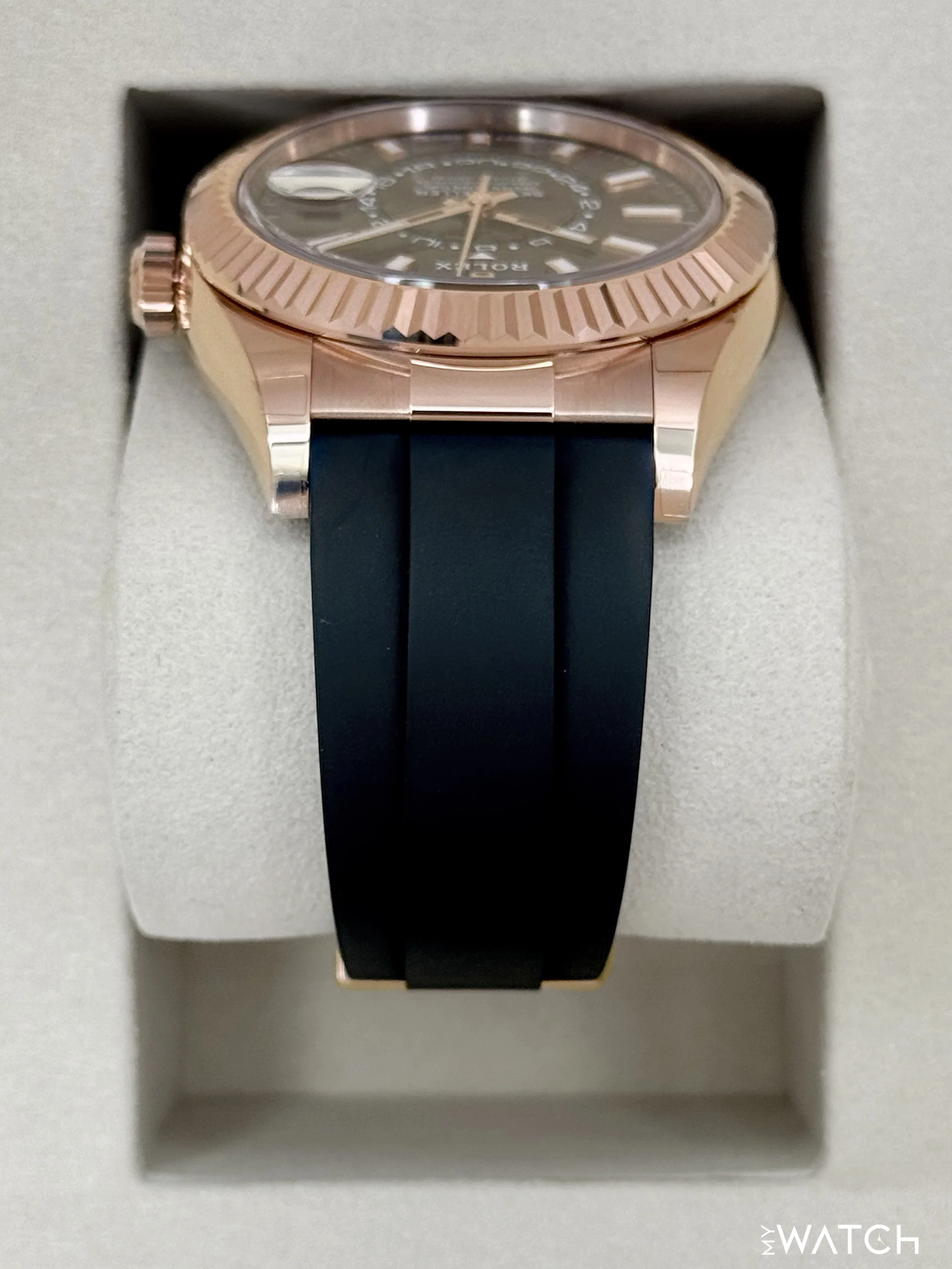 2025 Rolex Sky-Dweller 42mm 336235 Rose Gold Oysterflex Chocolate Dial - Image 4