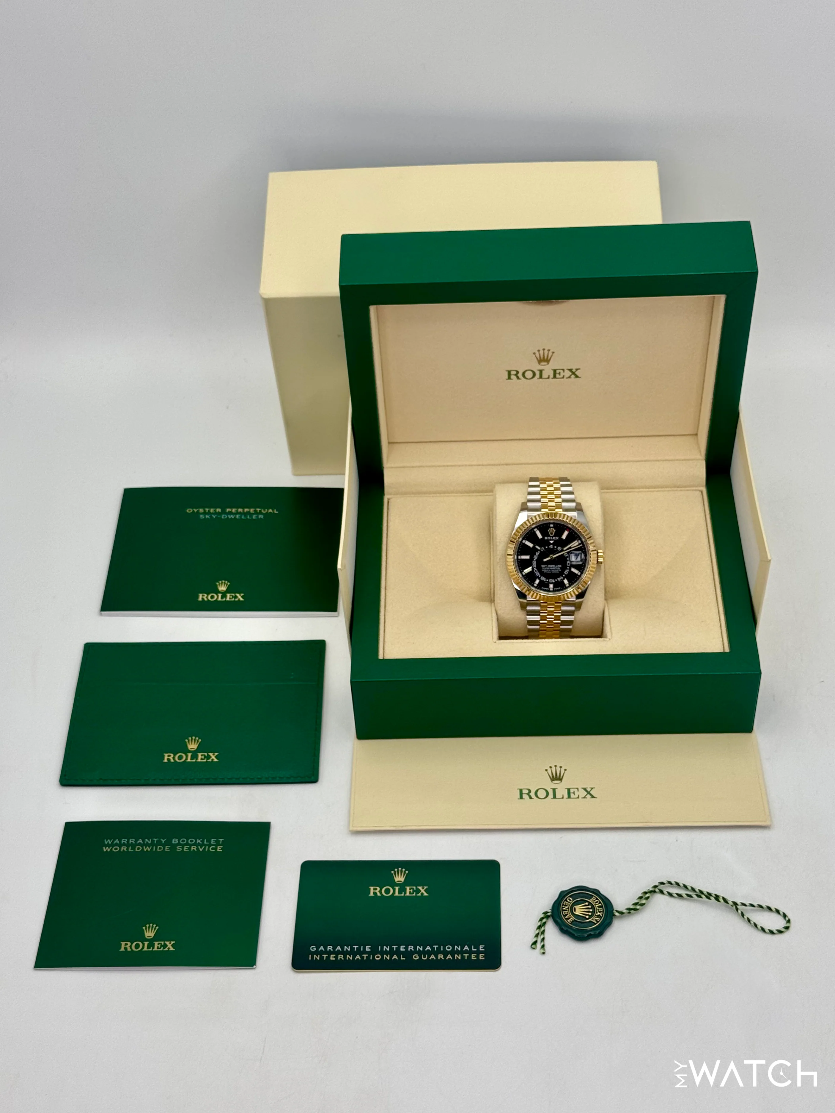 2025 Rolex Sky-Dweller 42mm 336933 Two-Tone Jubilee Black Dial - Image 10