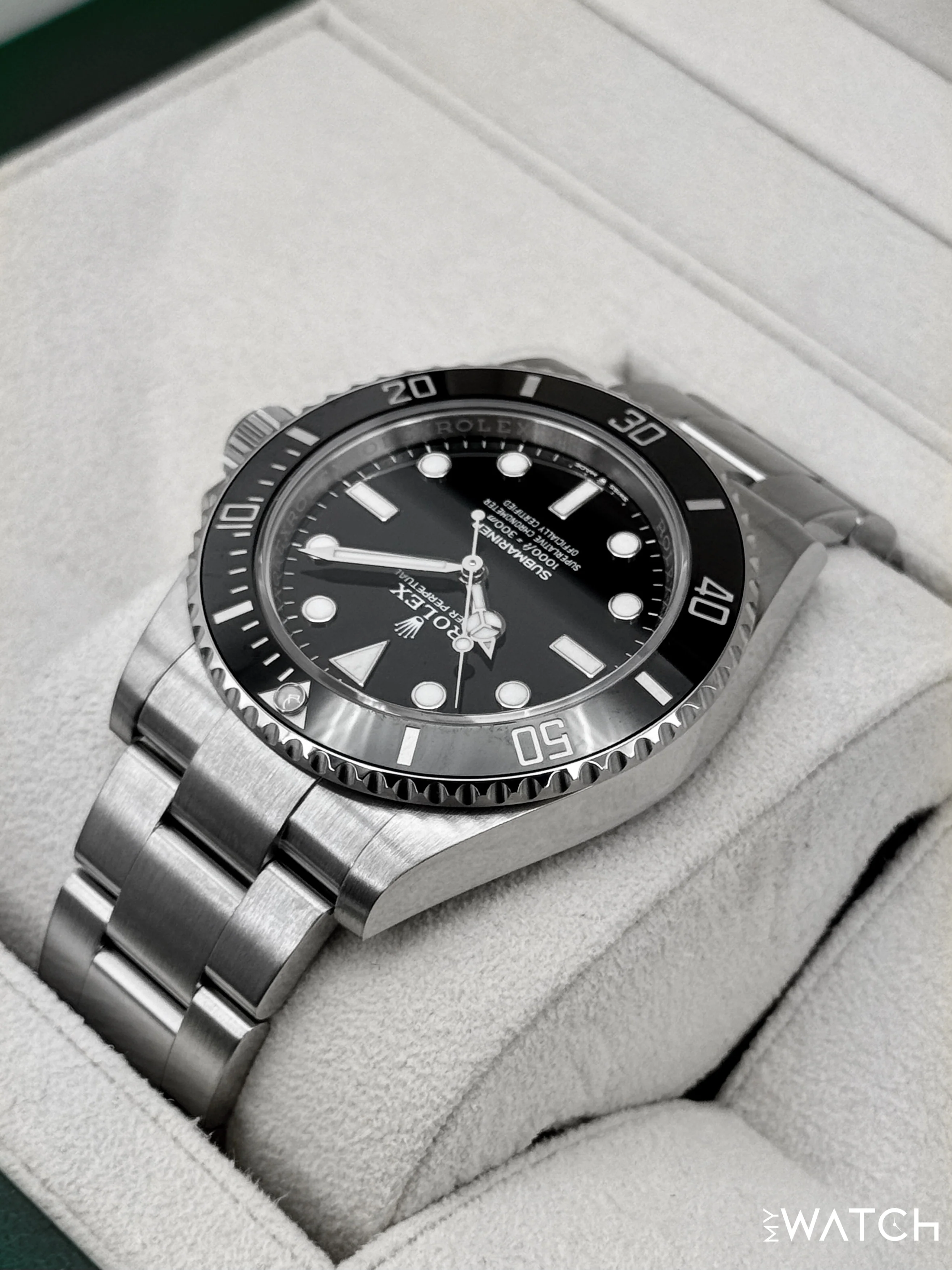 2025 Rolex Submariner 41mm 124060 Stainless Steel Black Dial - Image 7