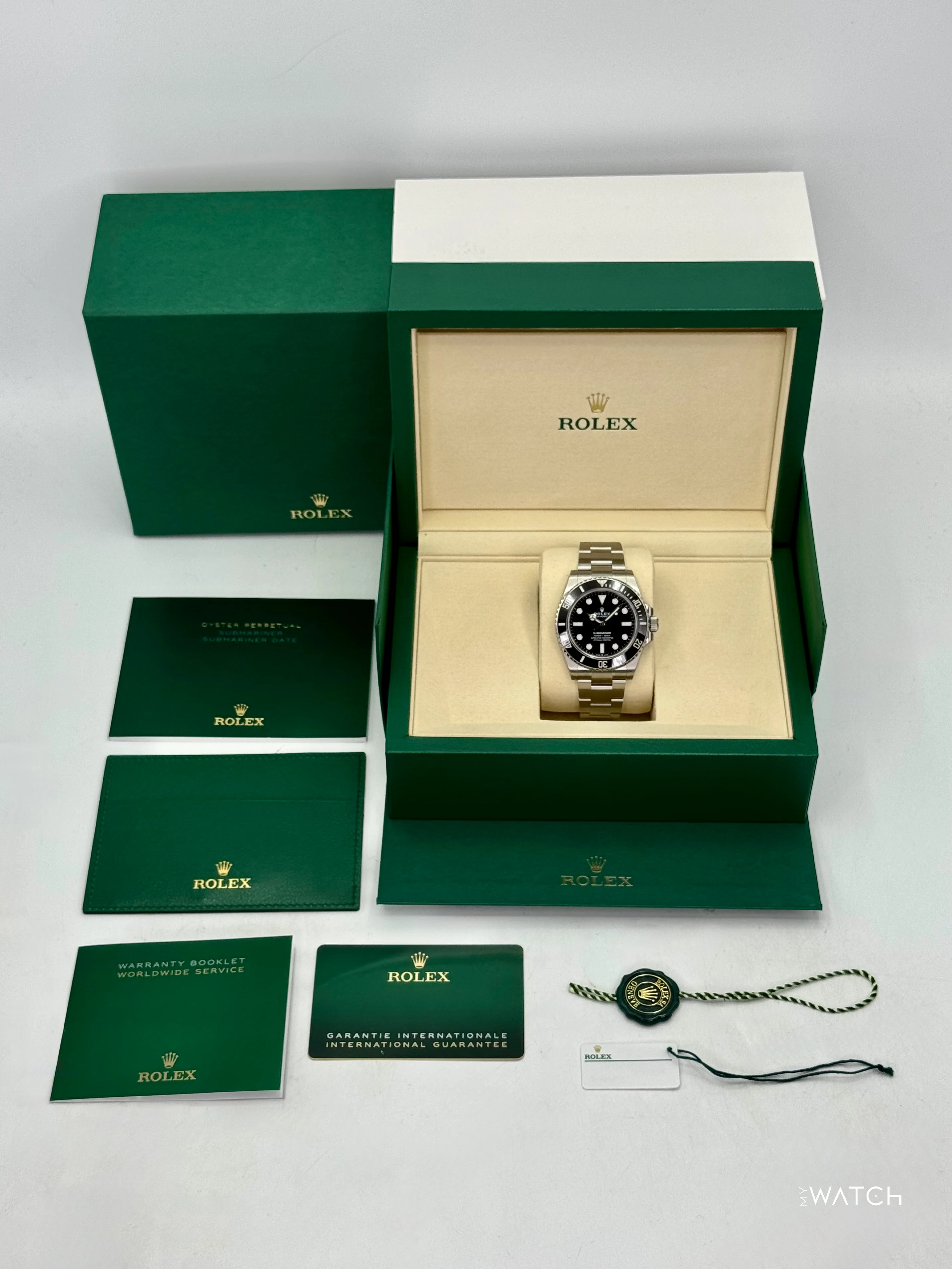 2025 Rolex Submariner 41mm 124060 Stainless Steel Black Dial - Image 10