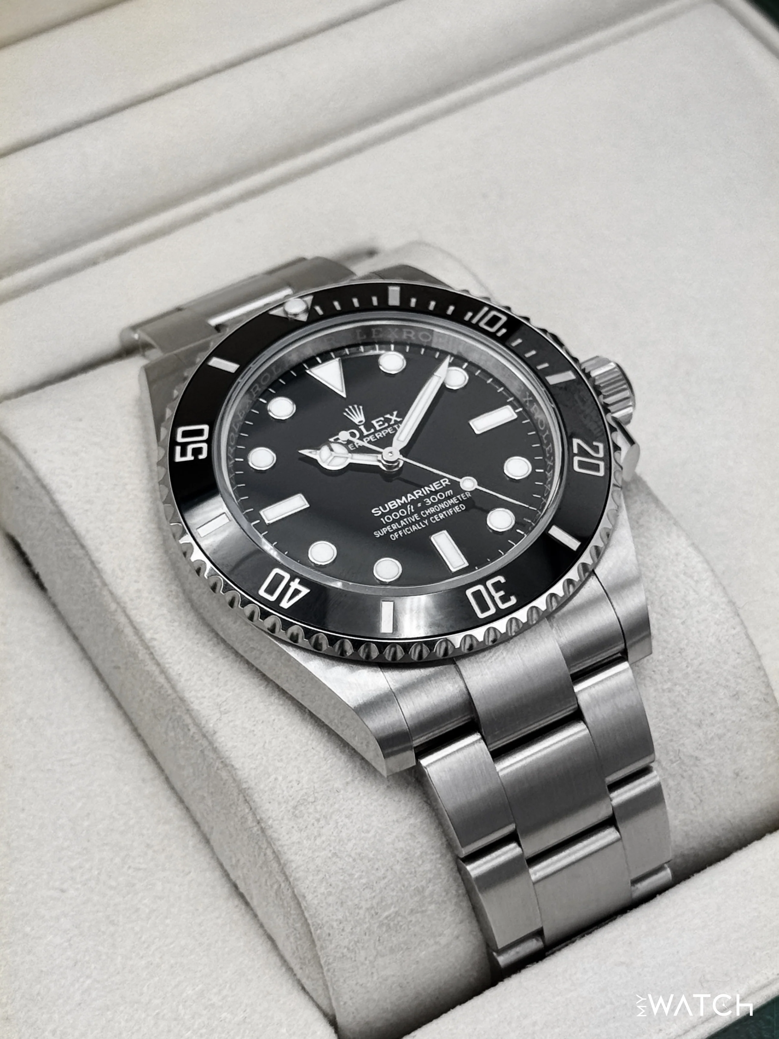 2025 Rolex Submariner 41mm 124060 Stainless Steel Black Dial - Image 6