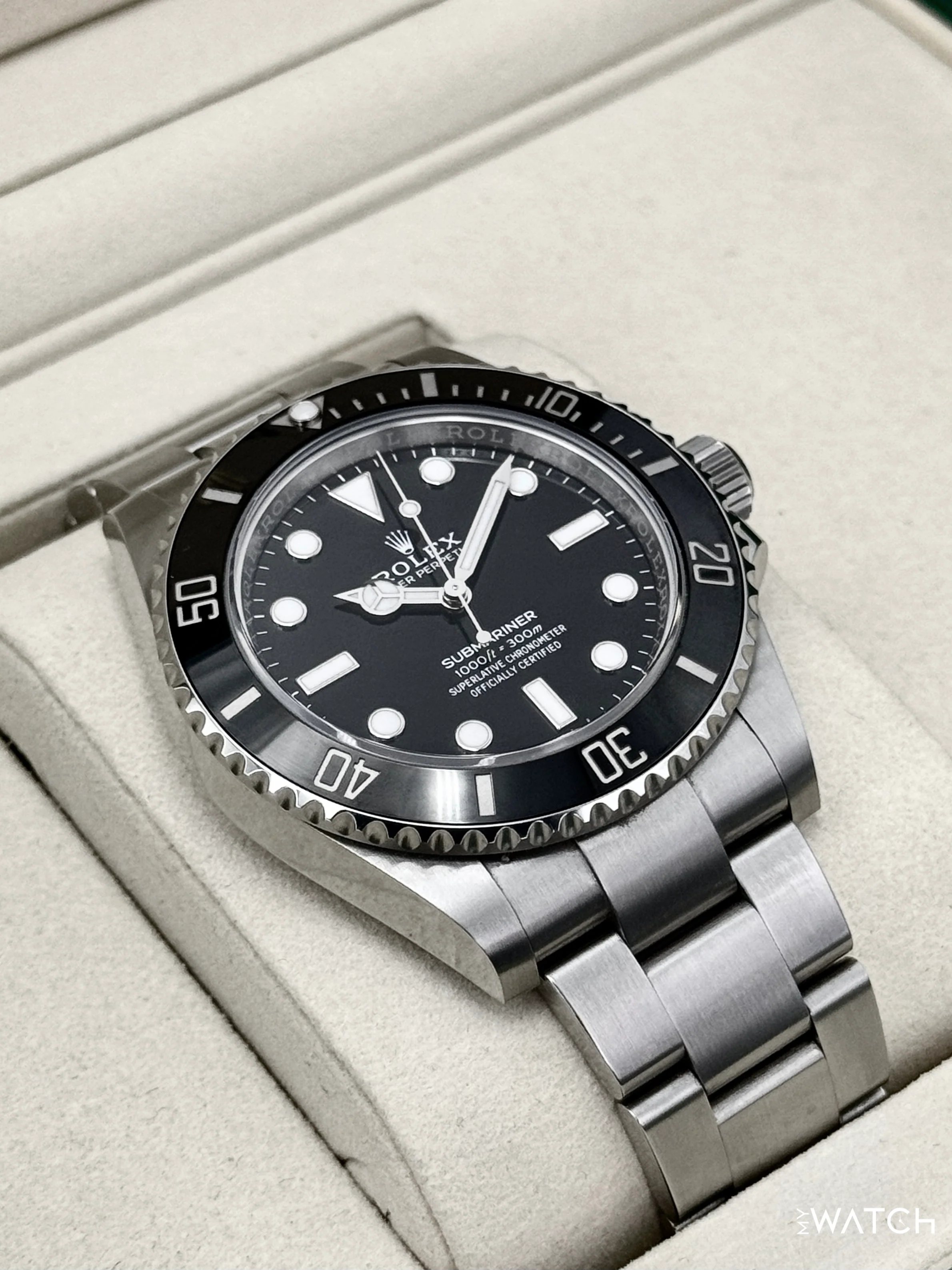 2025 Rolex Submariner 41mm 124060 Stainless Steel Black Dial - Image 6