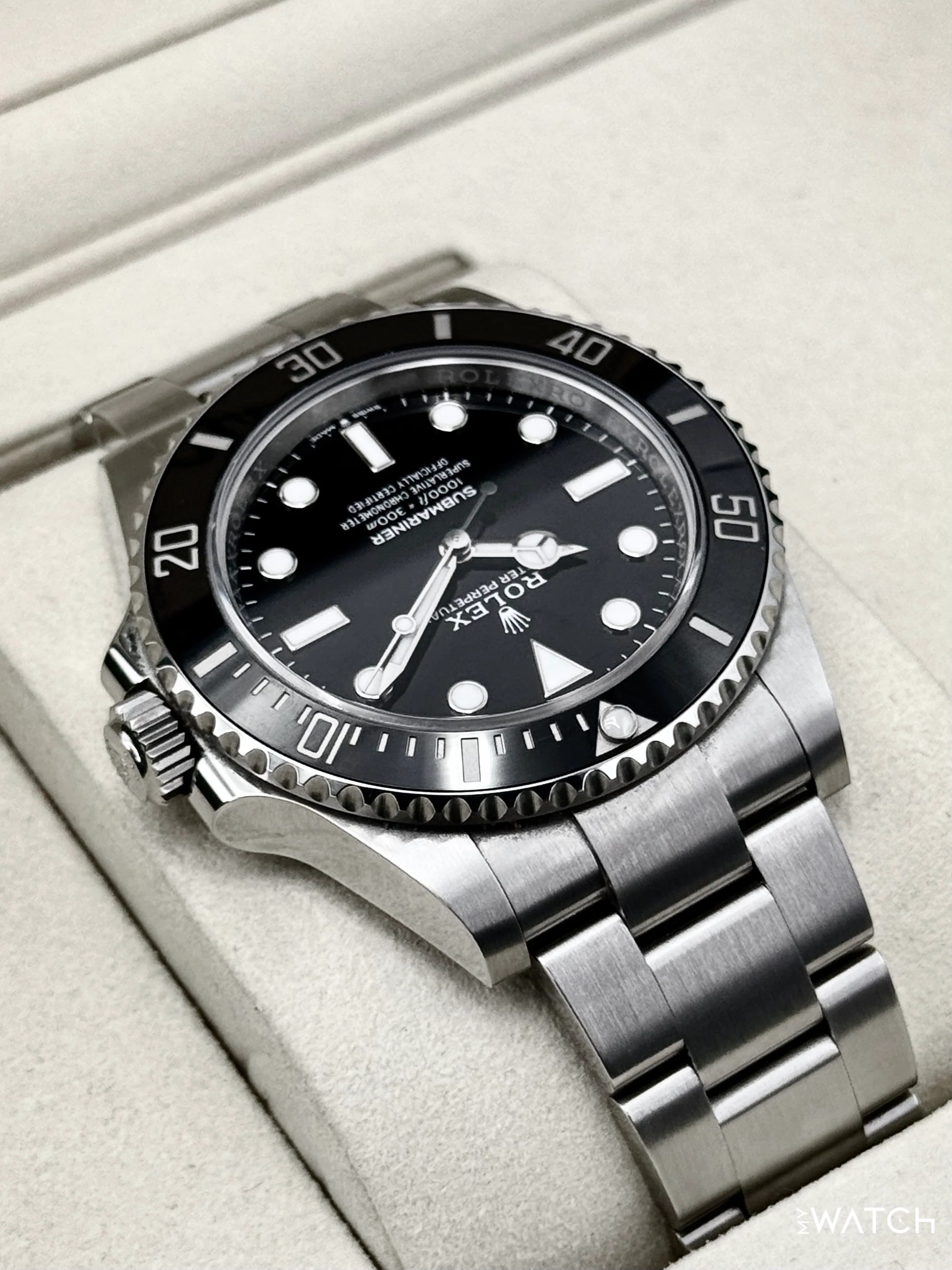 2025 Rolex Submariner 41mm 124060 Stainless Steel Black Dial - Image 8