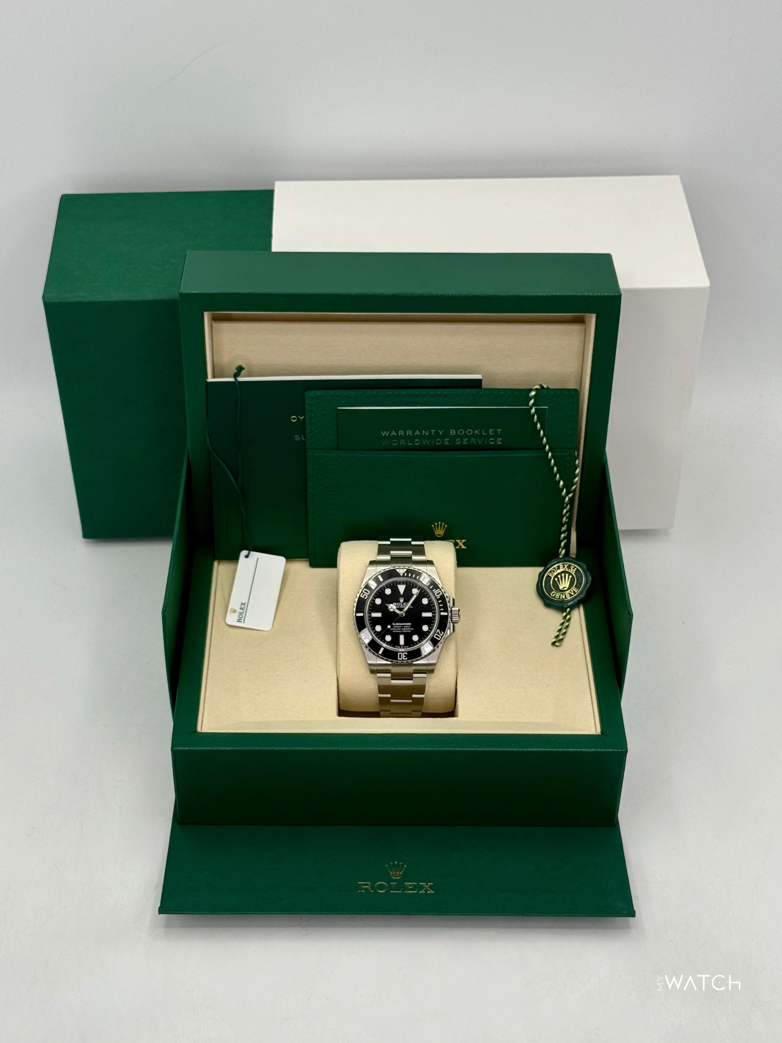 2025 Rolex Submariner 41mm 124060 Stainless Steel Black Dial - Image 9