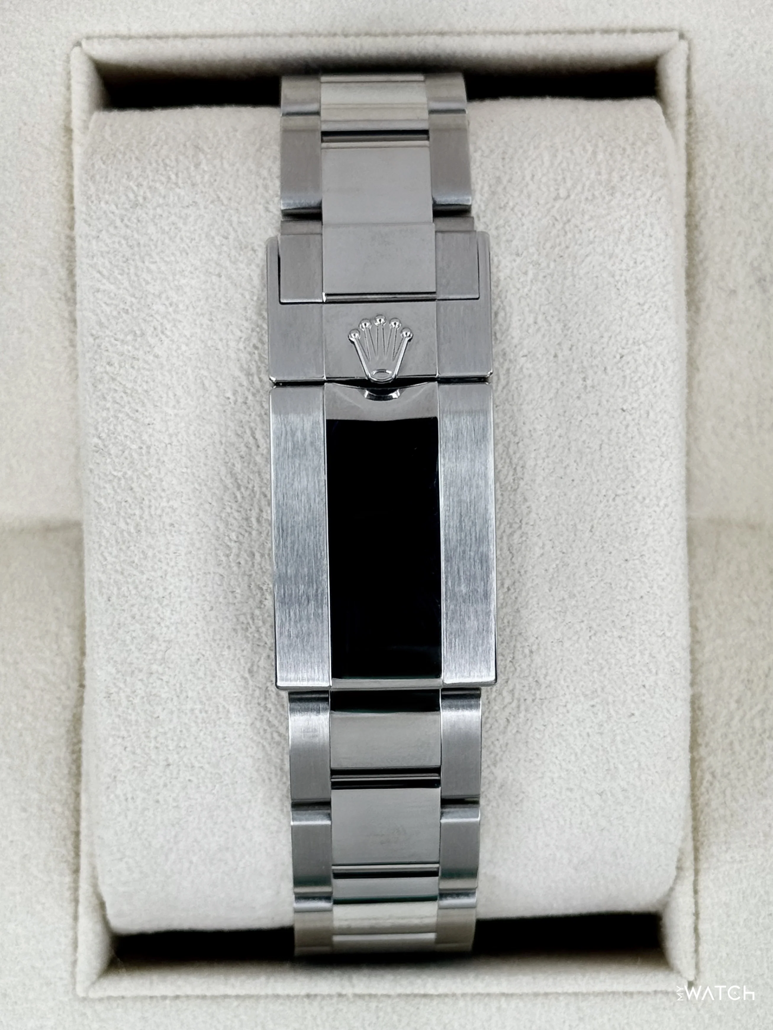 2025 Rolex Yacht-Master 40mm 126622 Blue Dial - Image 2