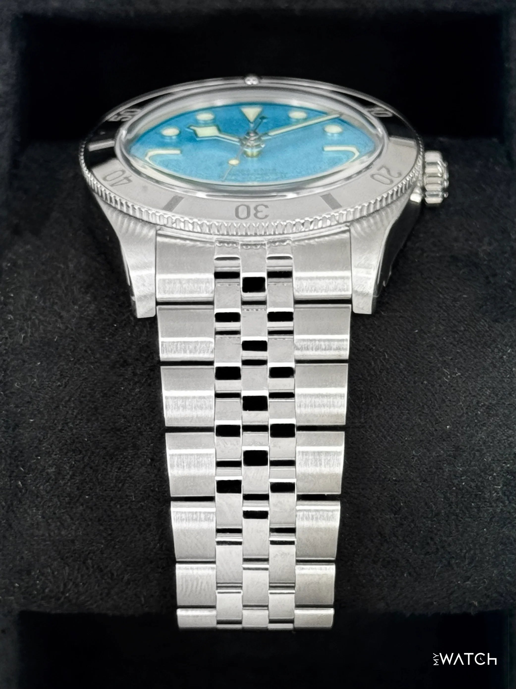 2025 Tudor Black Bay 54 37mm 79000 Stainless Steel Blue Dial - Image 3