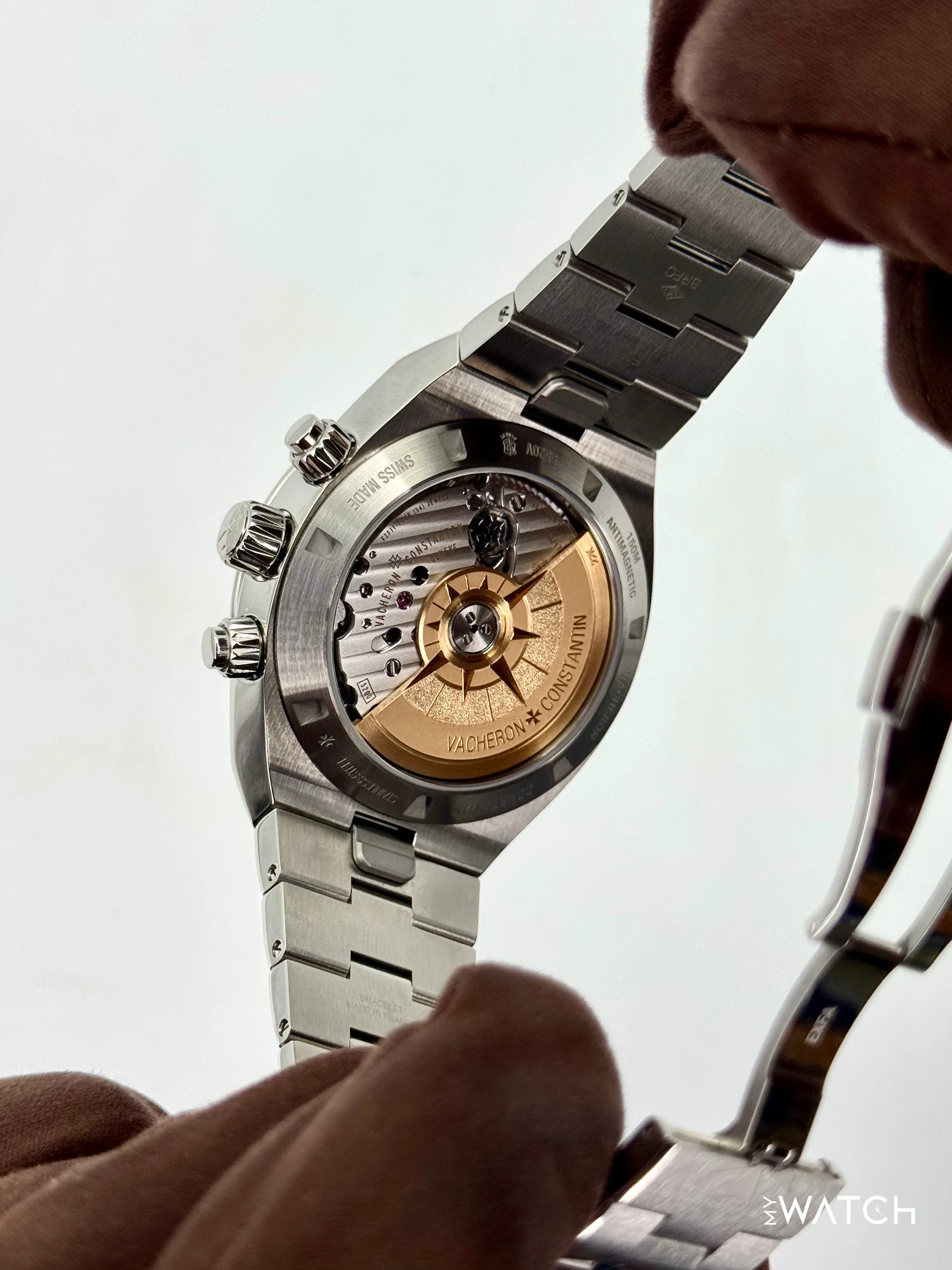 2025 Vacheron Constantin Overseas 42.5mm 5520V Stainless Steel Silver Dial - Image 10
