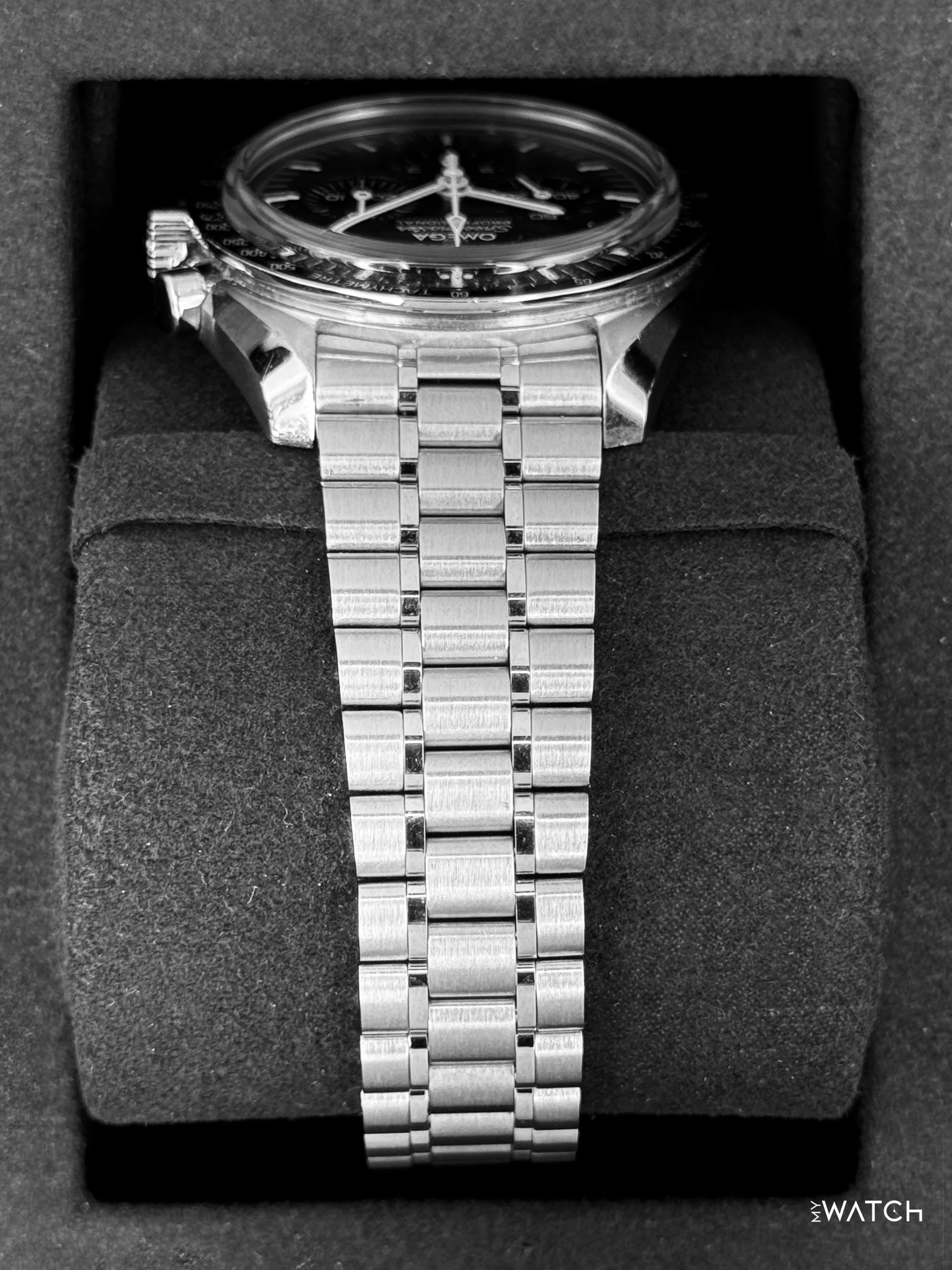 2026 Omega Speedmaster Moonwatch Pro 42mm 310.30.42.50.01.002 Black Dial - Image 4