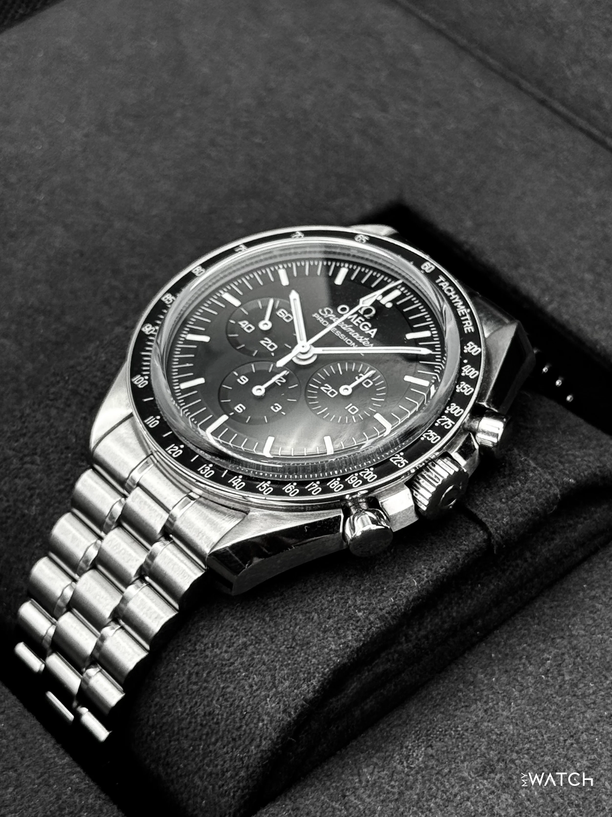 2026 Omega Speedmaster Moonwatch Pro 42mm 310.30.42.50.01.002 Black Dial - Image 5
