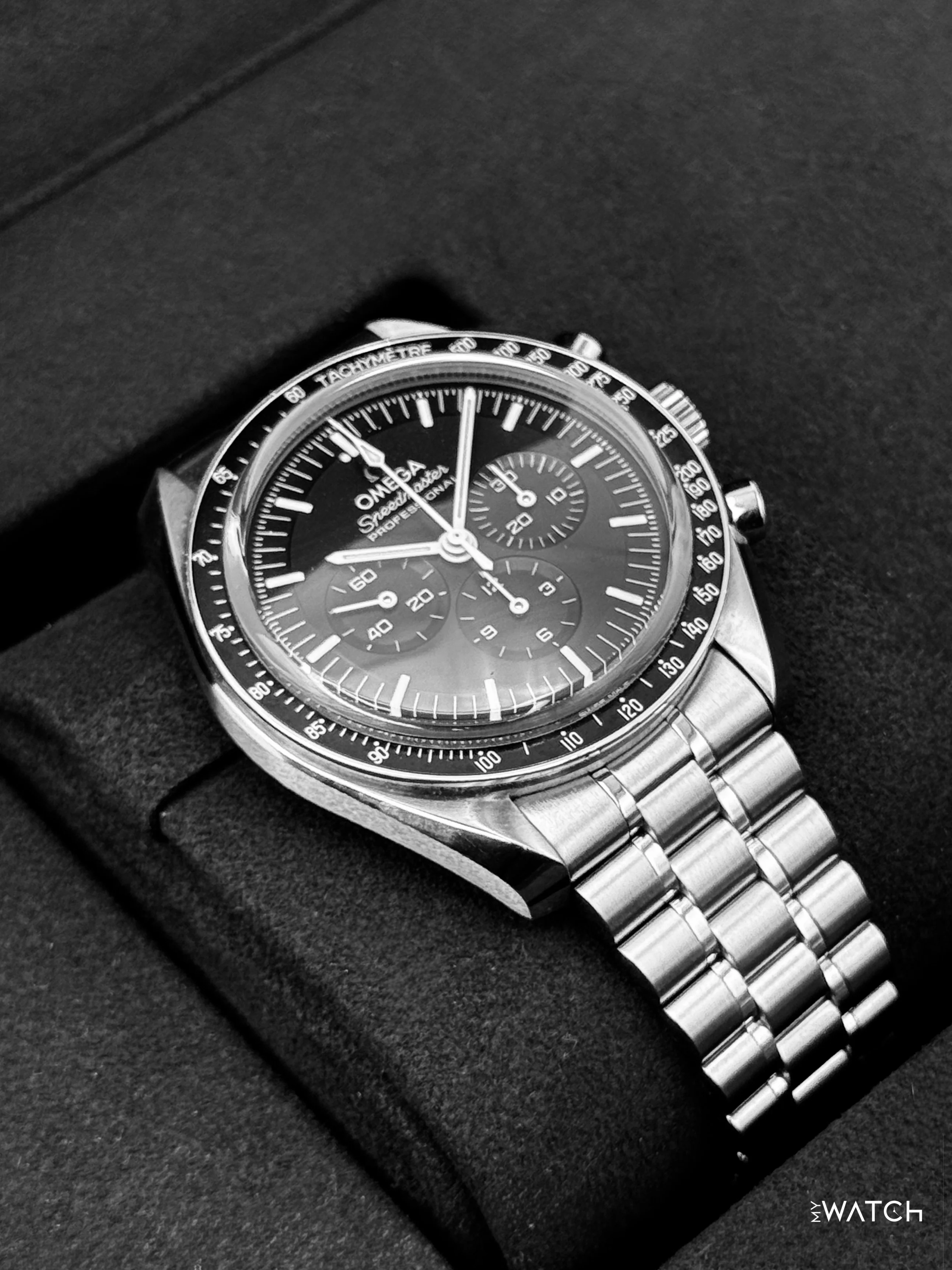 2026 Omega Speedmaster Moonwatch Pro 42mm 310.30.42.50.01.002 Black Dial - Image 6
