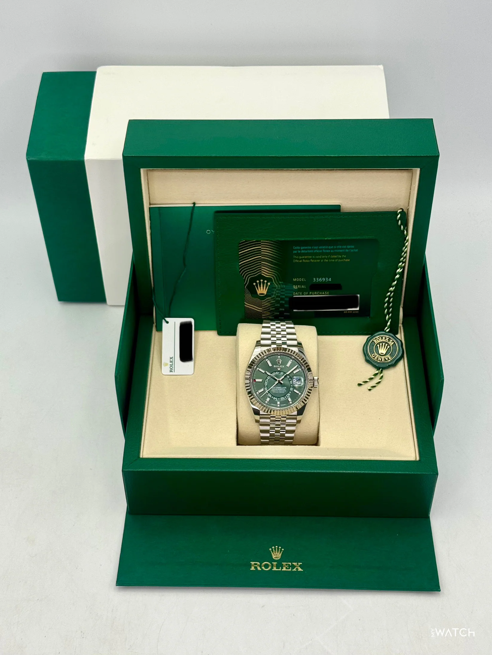 2026 Rolex Sky-Dweller 42mm 336934 Stainless Steel Jubilee Green Dial - Image 9