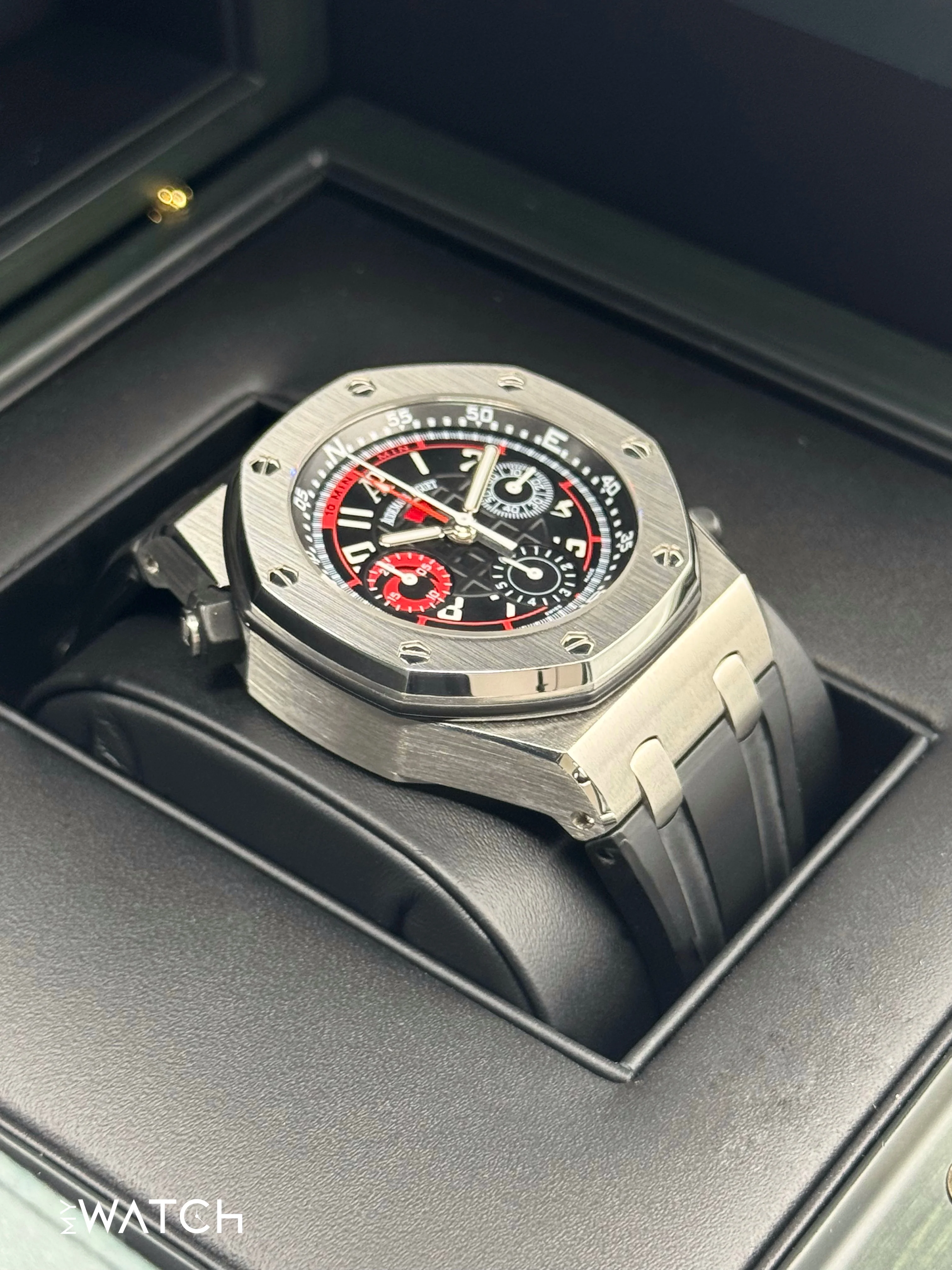 Audemars Piguet Royal Oak Offshore 44mm 26040ST Black Dial - Image 6
