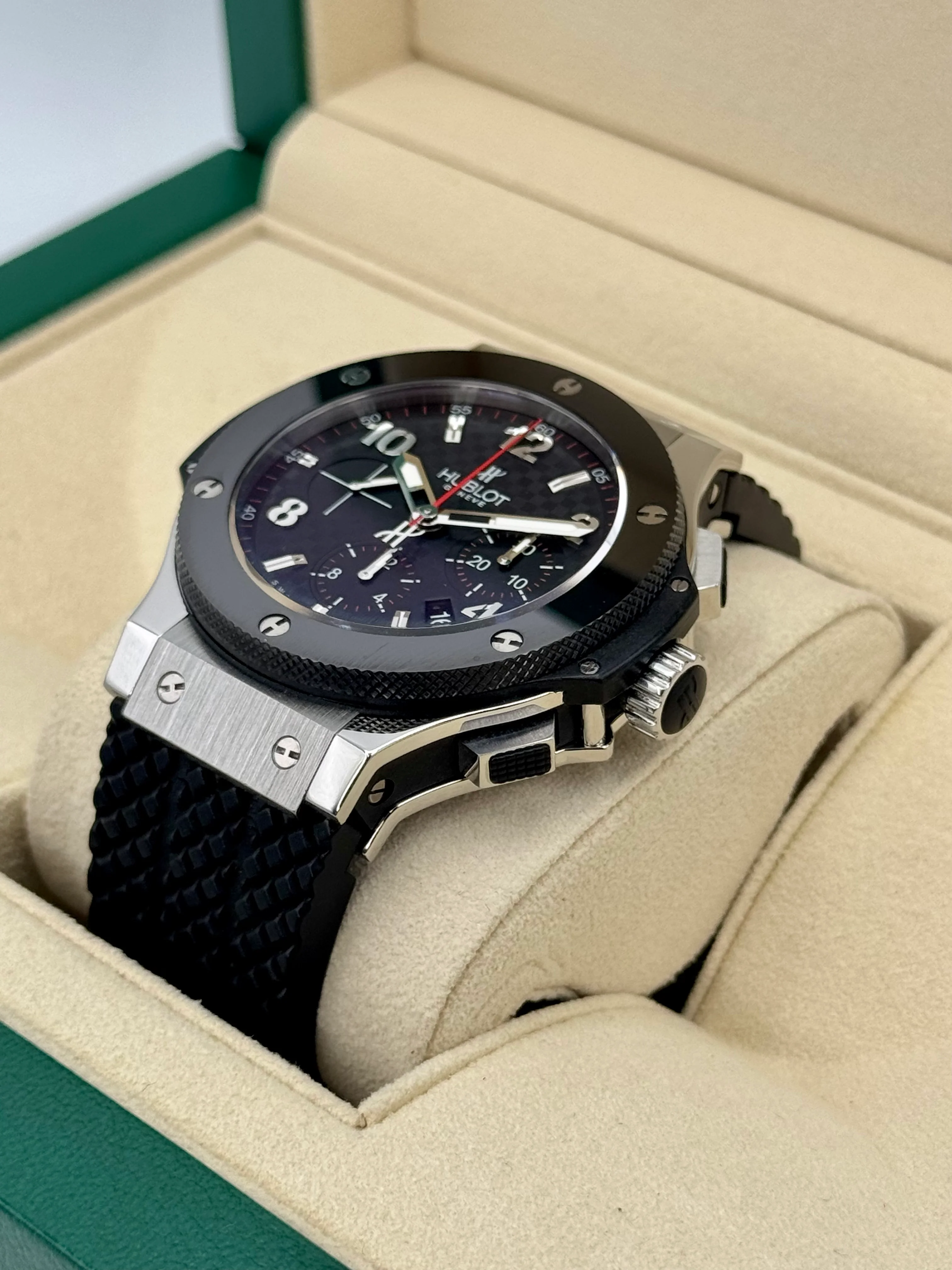2010 Hublot Big Bang Chronograph Steele Ceramic 44mm Black Dial - Image 5