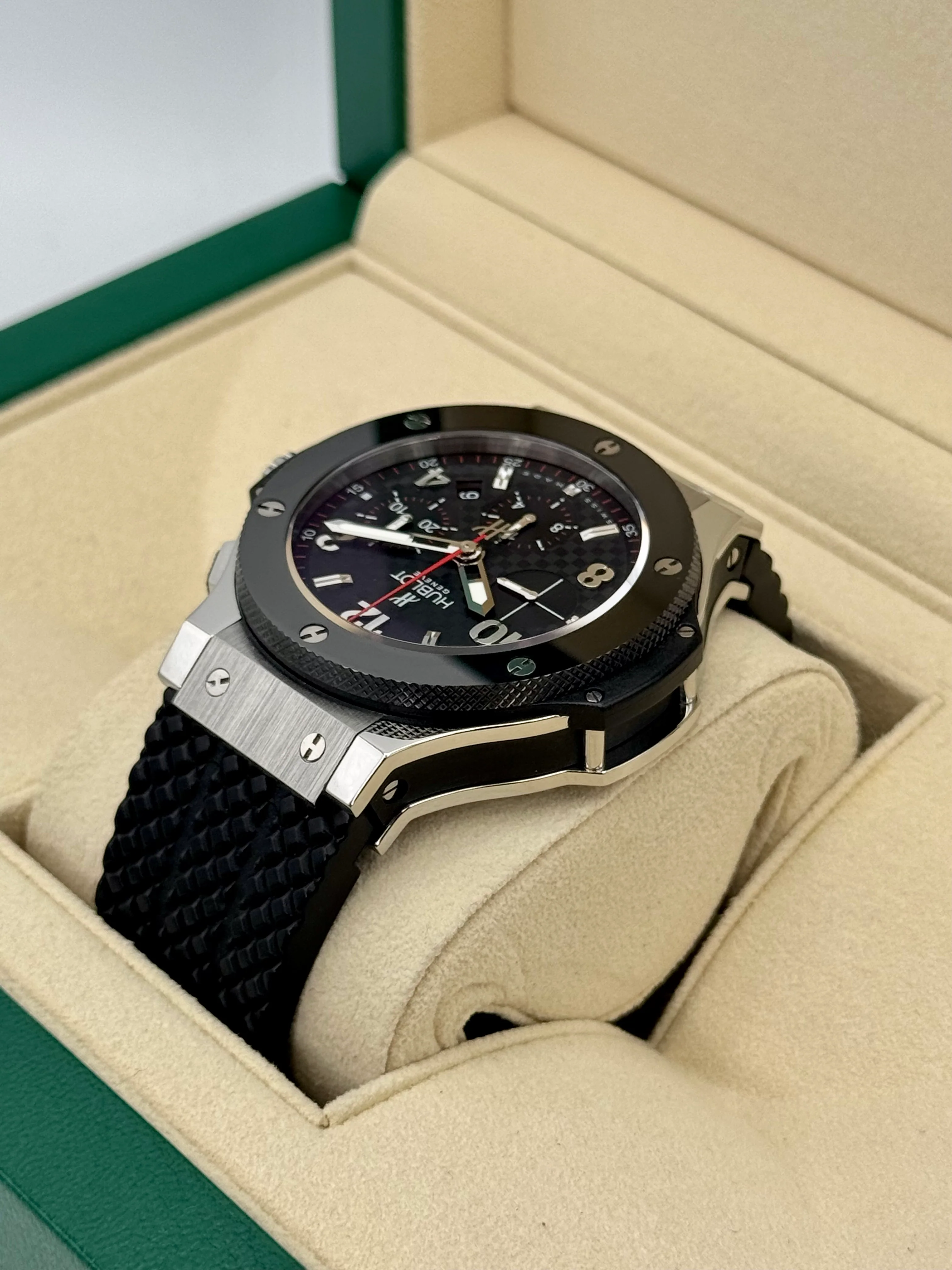2010 Hublot Big Bang Chronograph Steele Ceramic 44mm Black Dial - Image 7