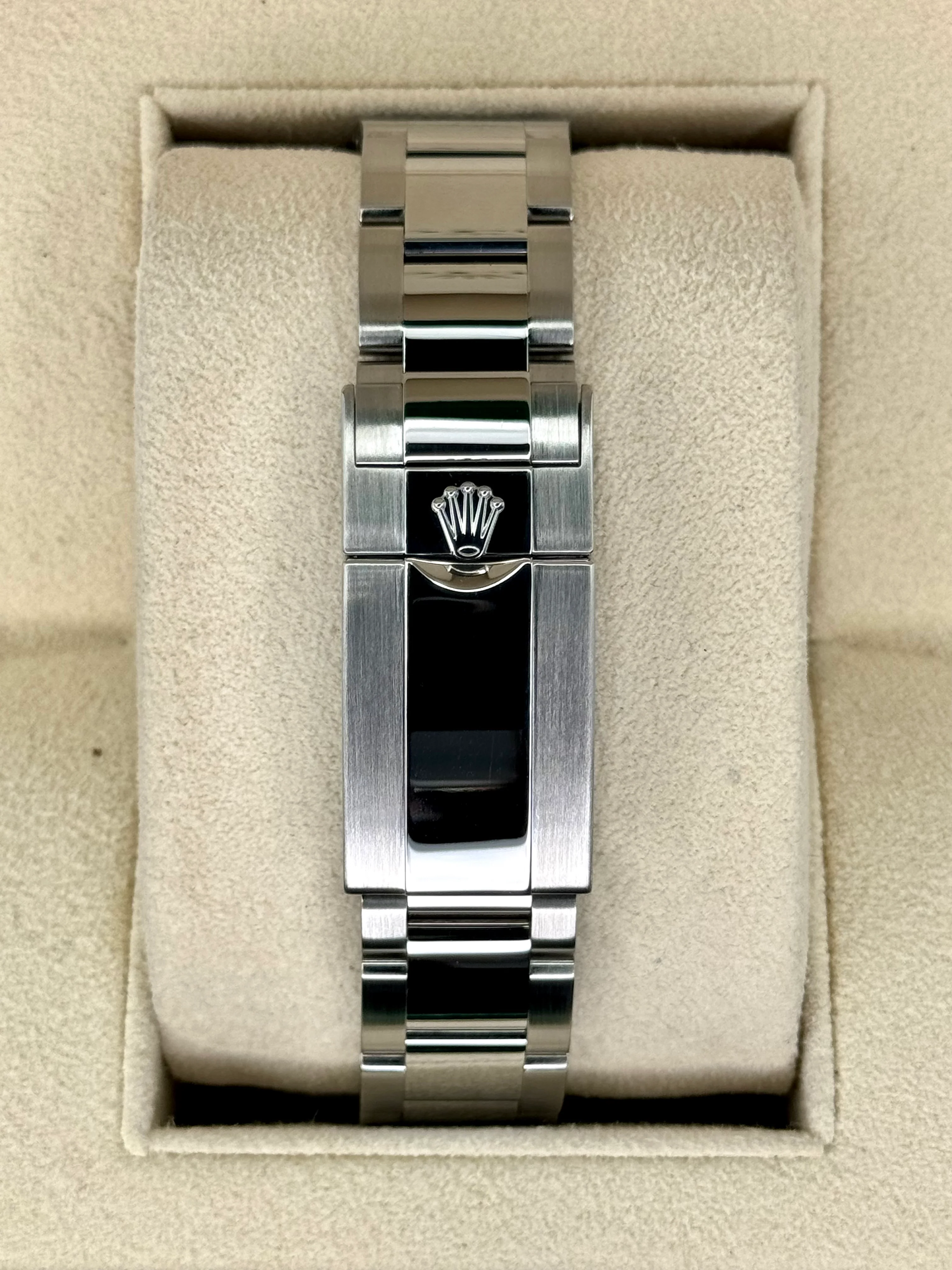 2012 Rolex GMT-Master II 40mm 116710LN Stainless Steel Black Dial - Image 2