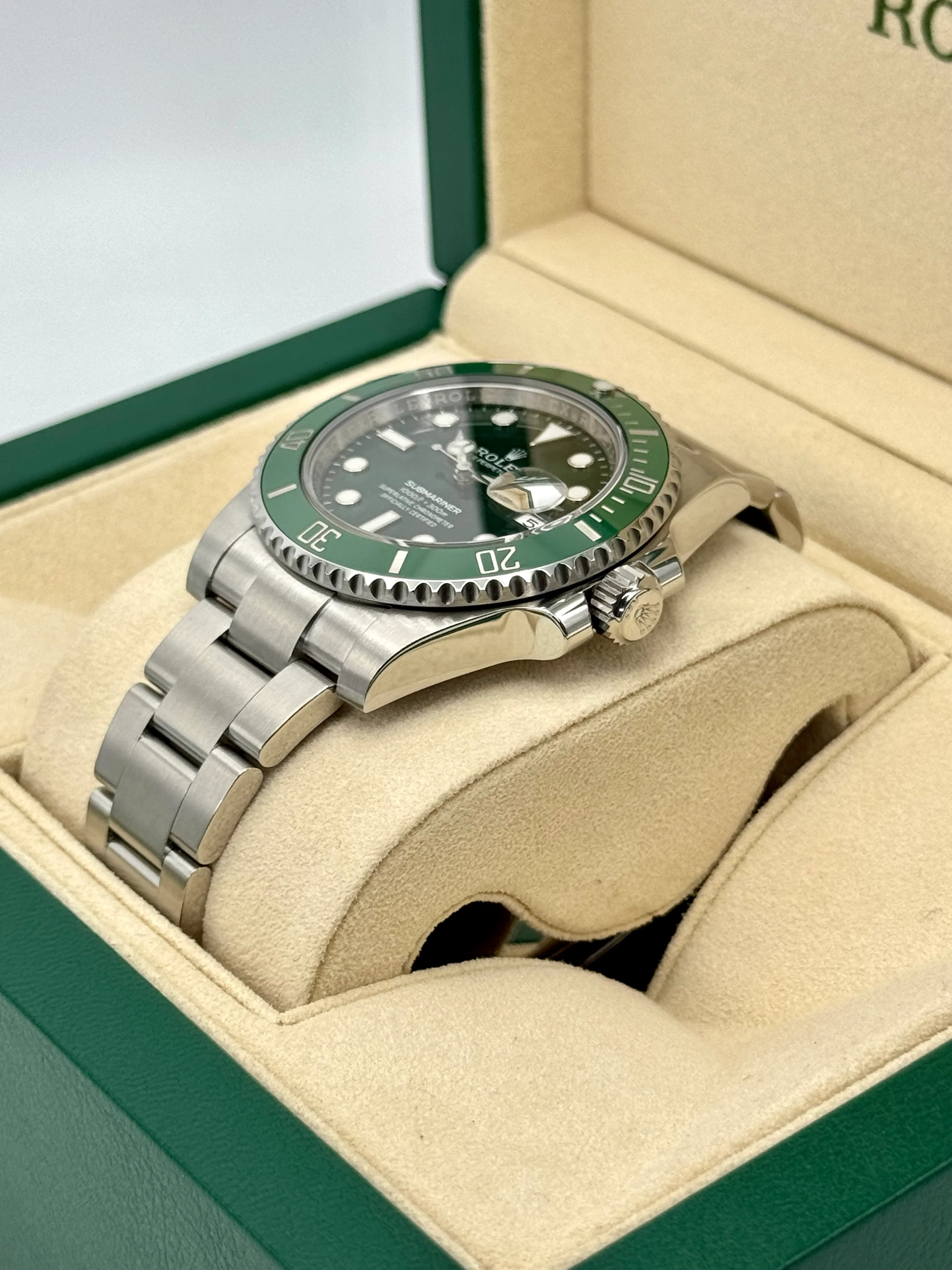 2017 Rolex Submariner "Hulk" 40mm 116610LV Green Dial - Image 5