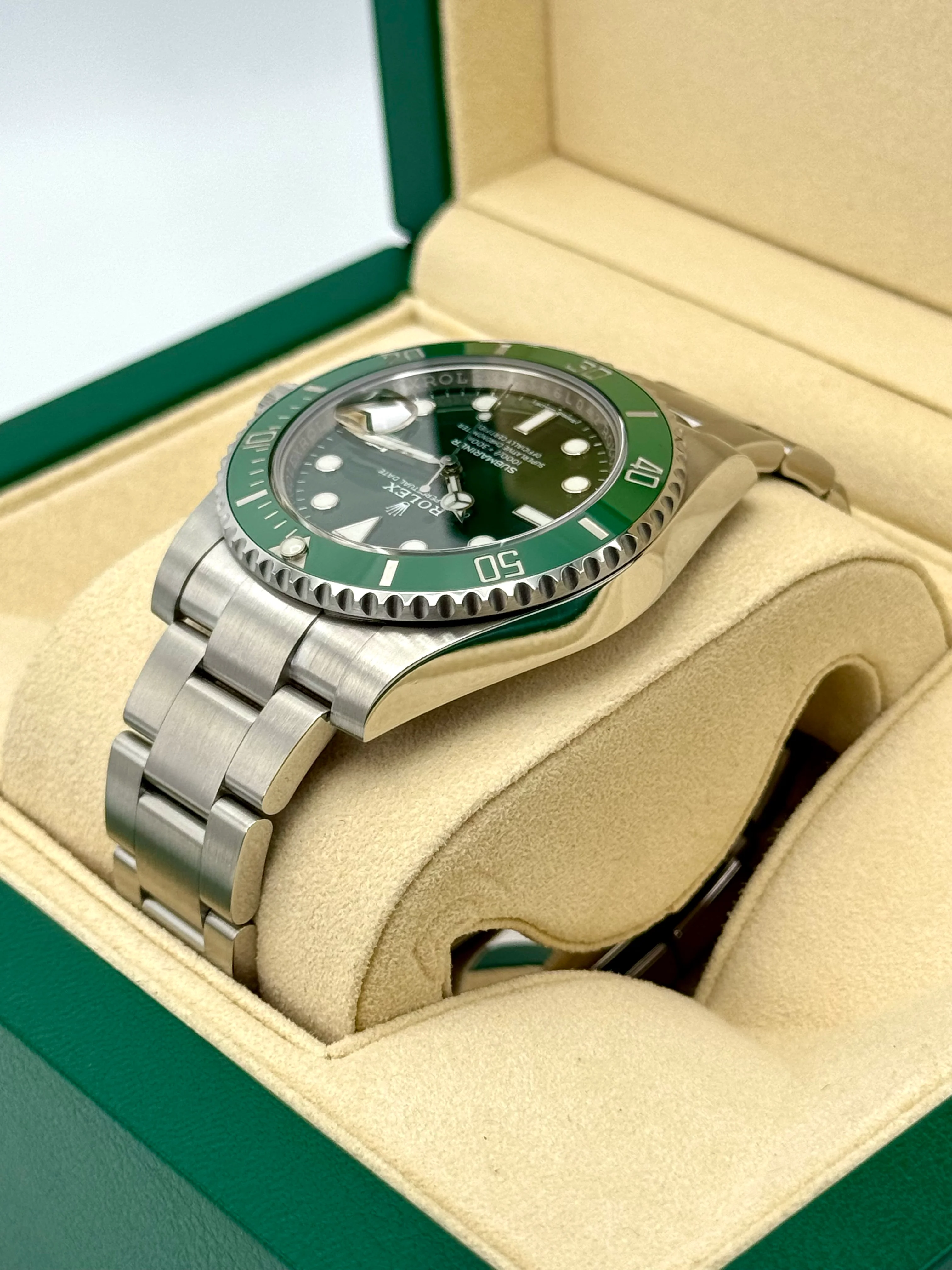 2017 Rolex Submariner "Hulk" 40mm 116610LV Green Dial - Image 7